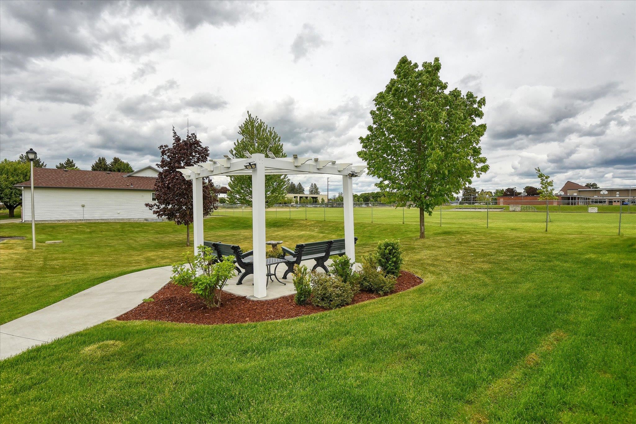 311 S Calvin Ln