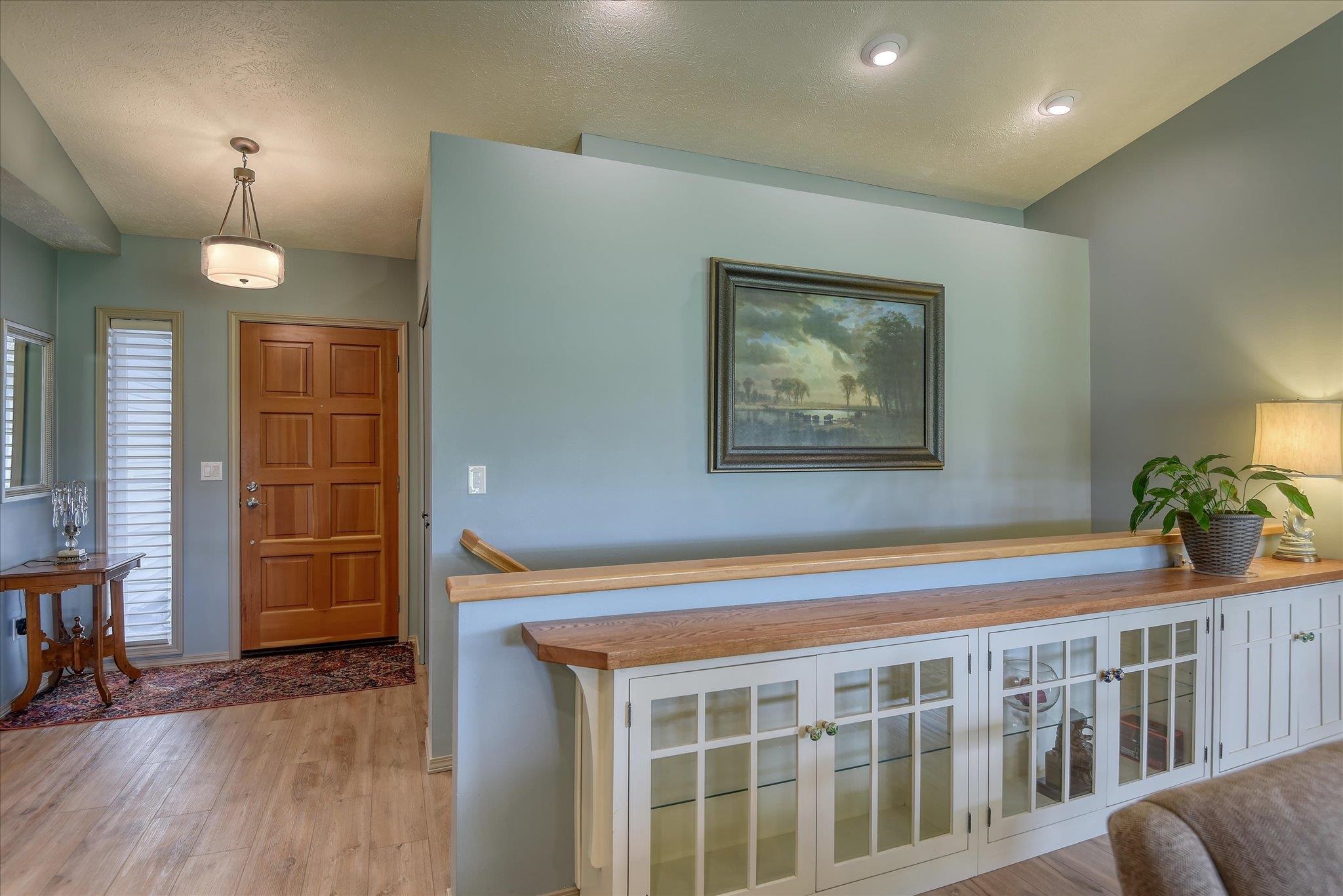 311 S Calvin Ln