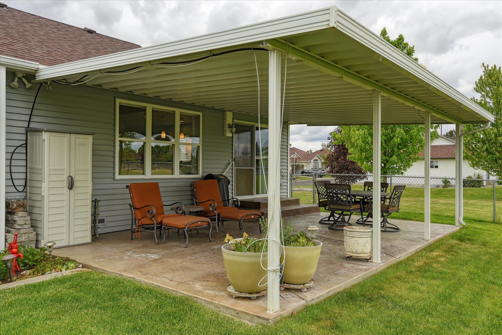 311 S Calvin Ln