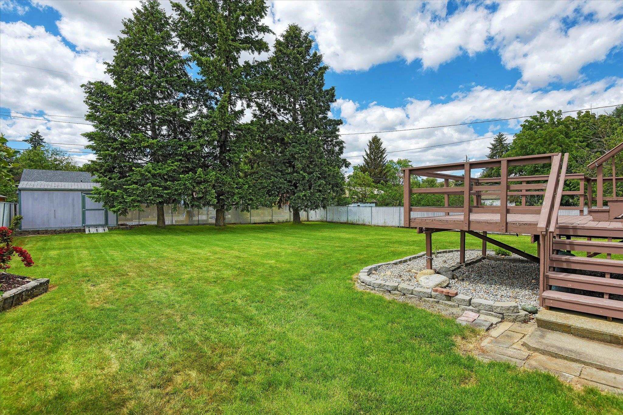 3107 N Lily Rd