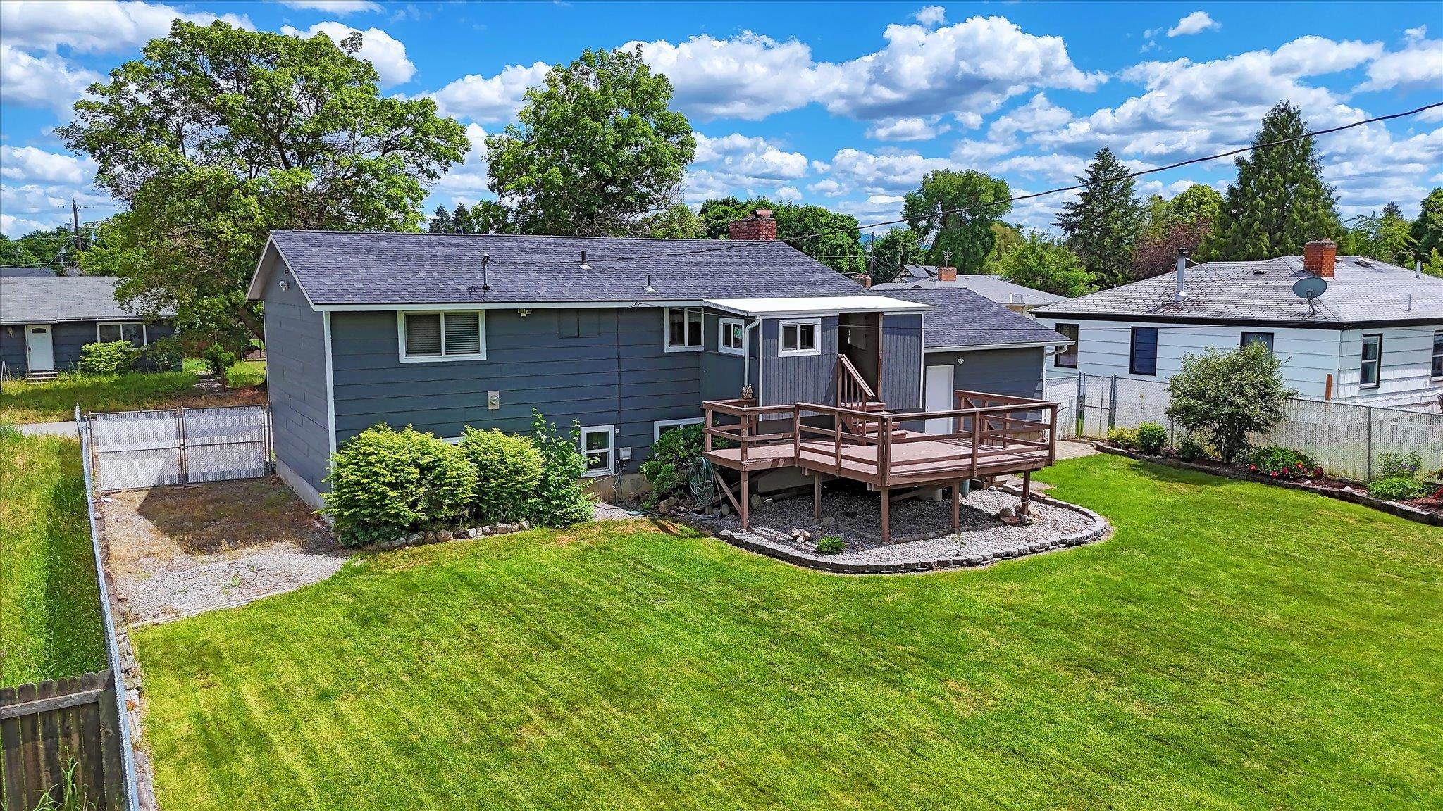 3107 N Lily Rd