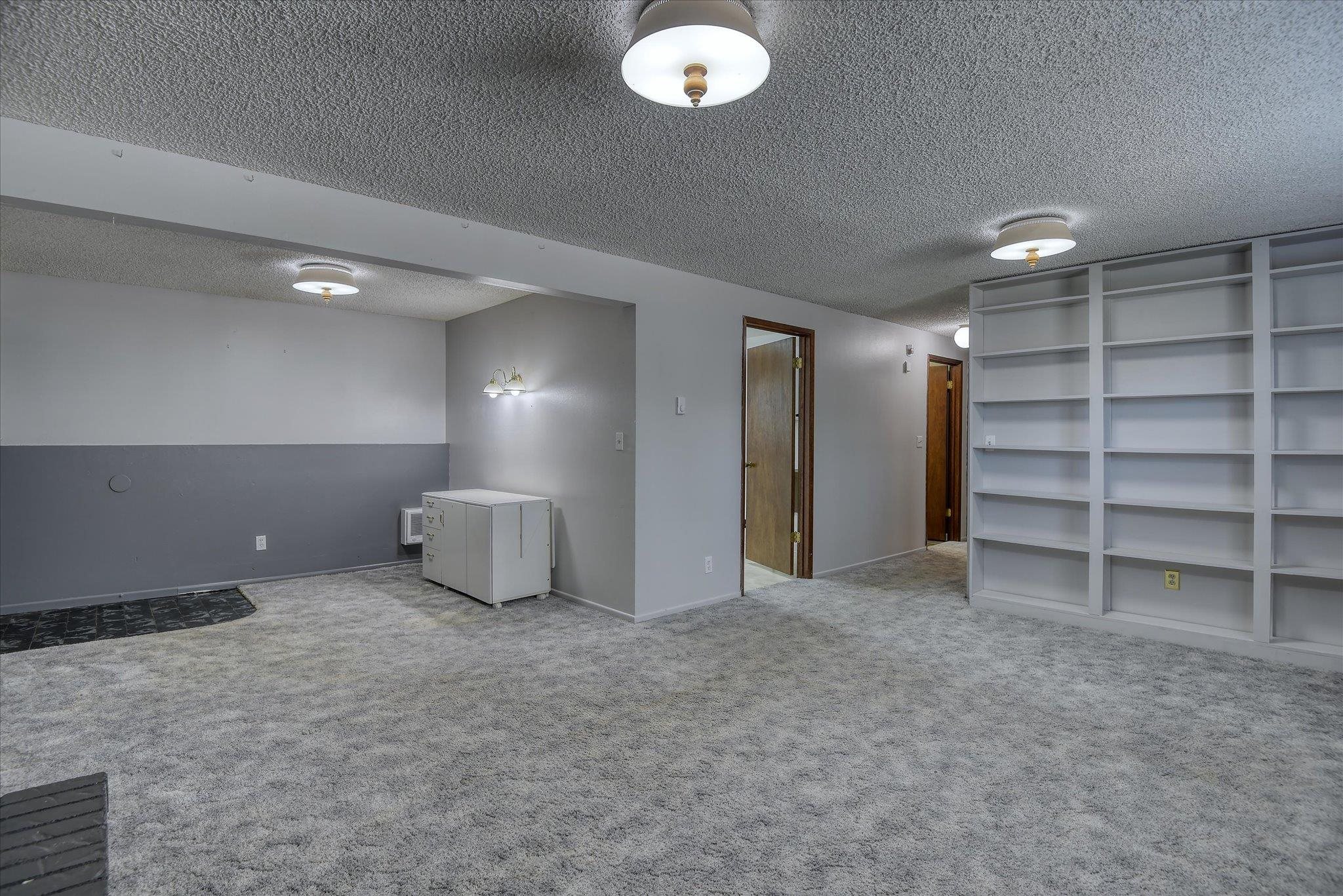 3107 N Lily Rd