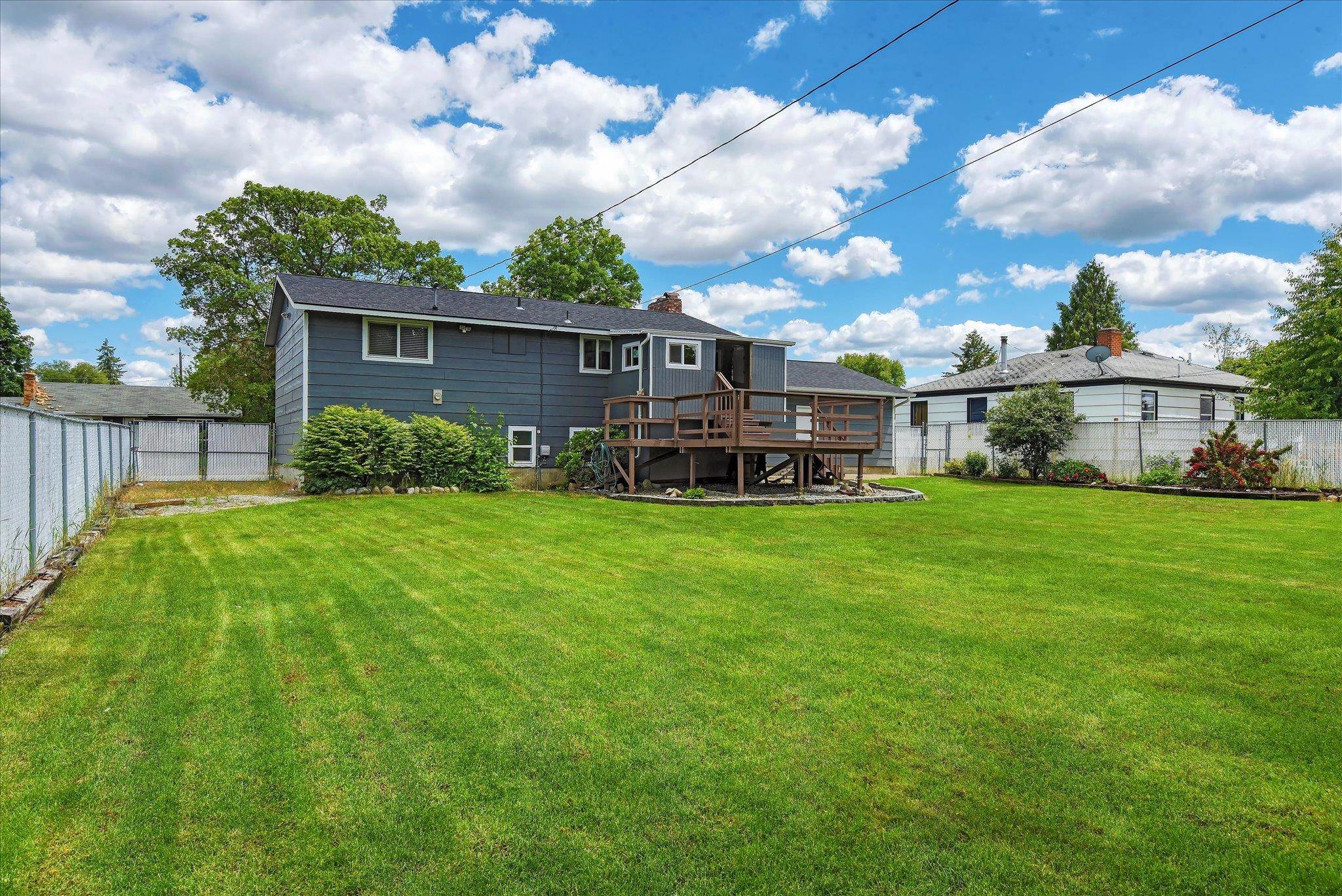 3107 N Lily Rd