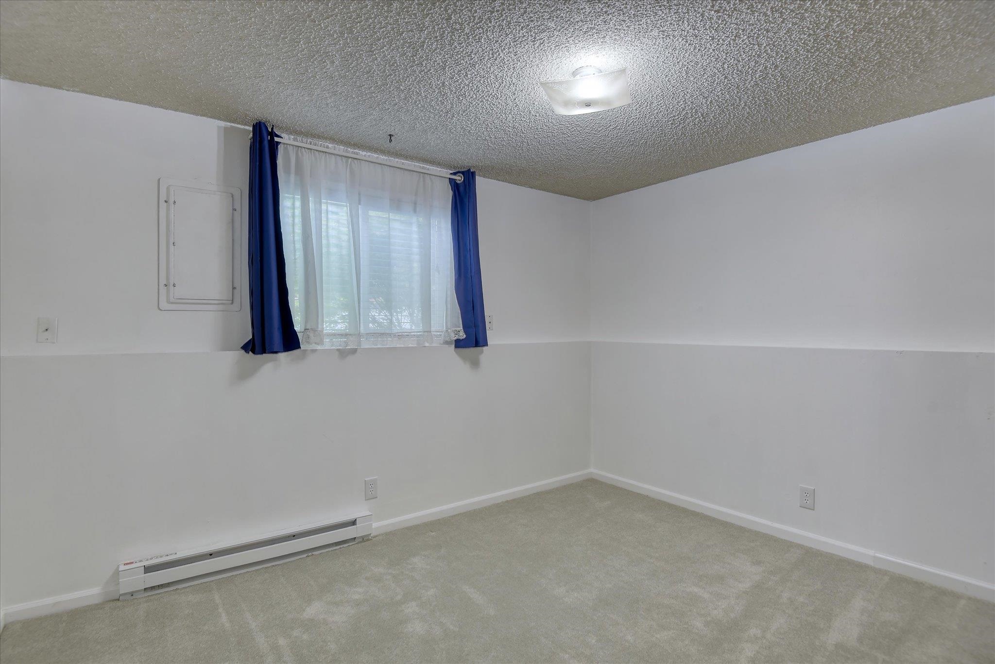 3107 N Lily Rd