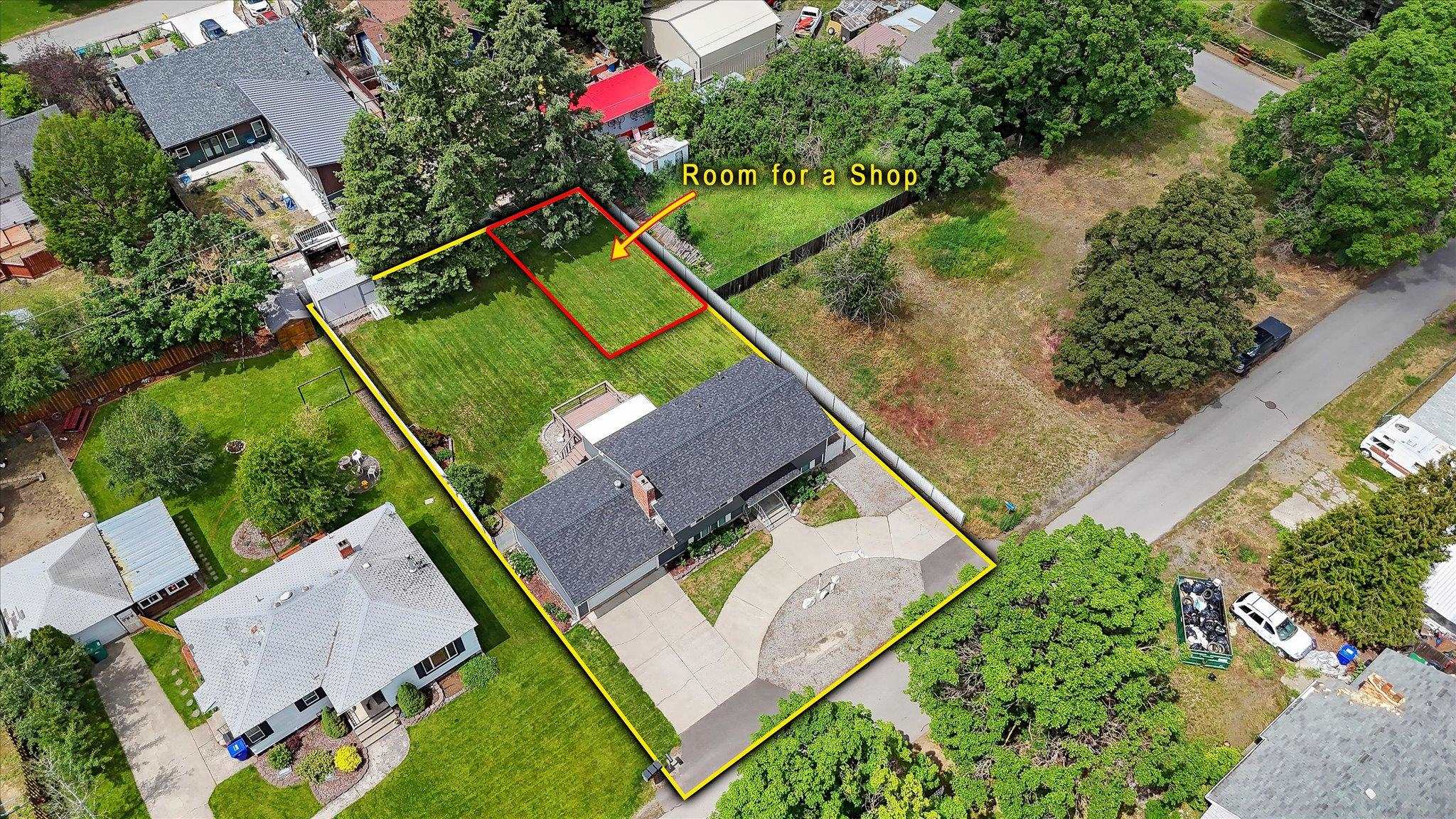 3107 N Lily Rd