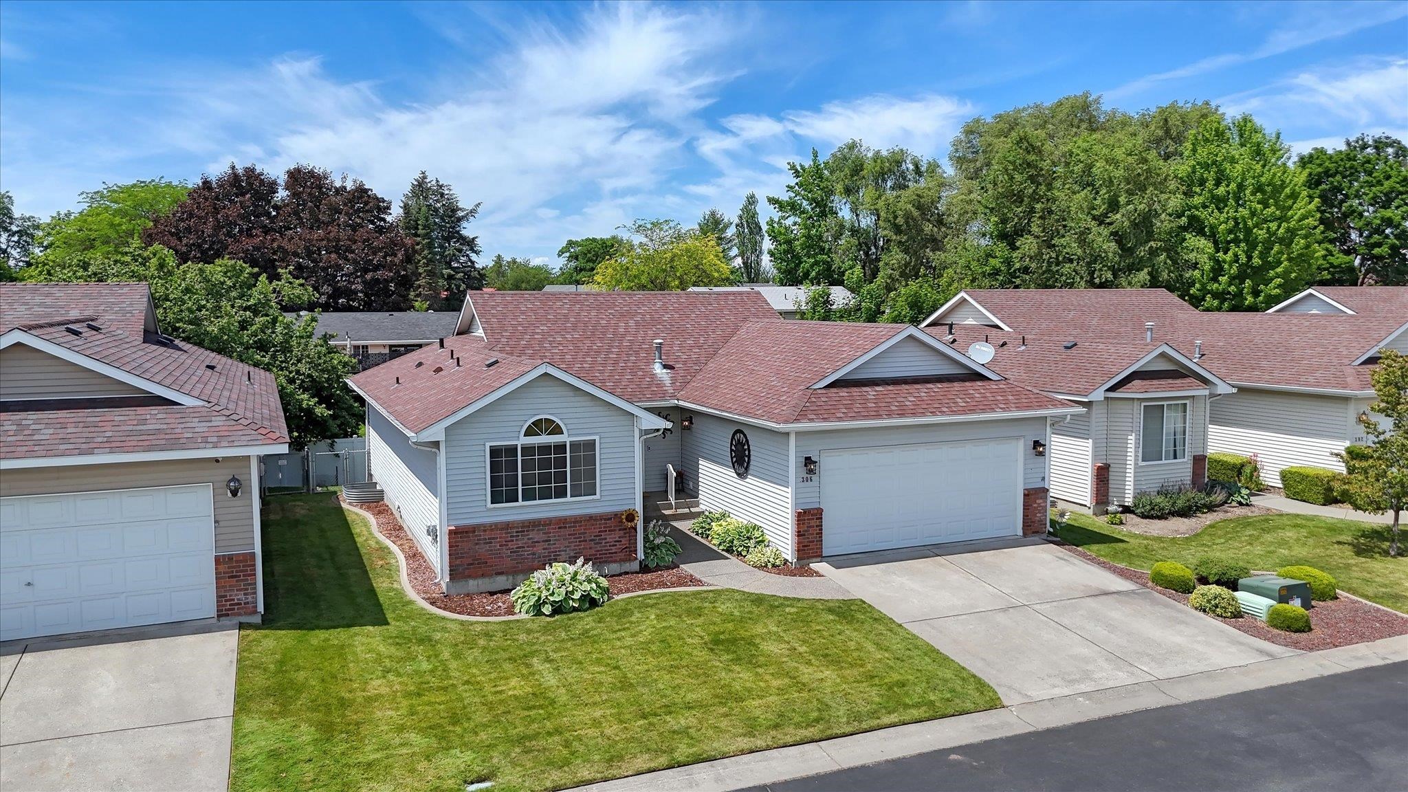 306 S Calvin Ln