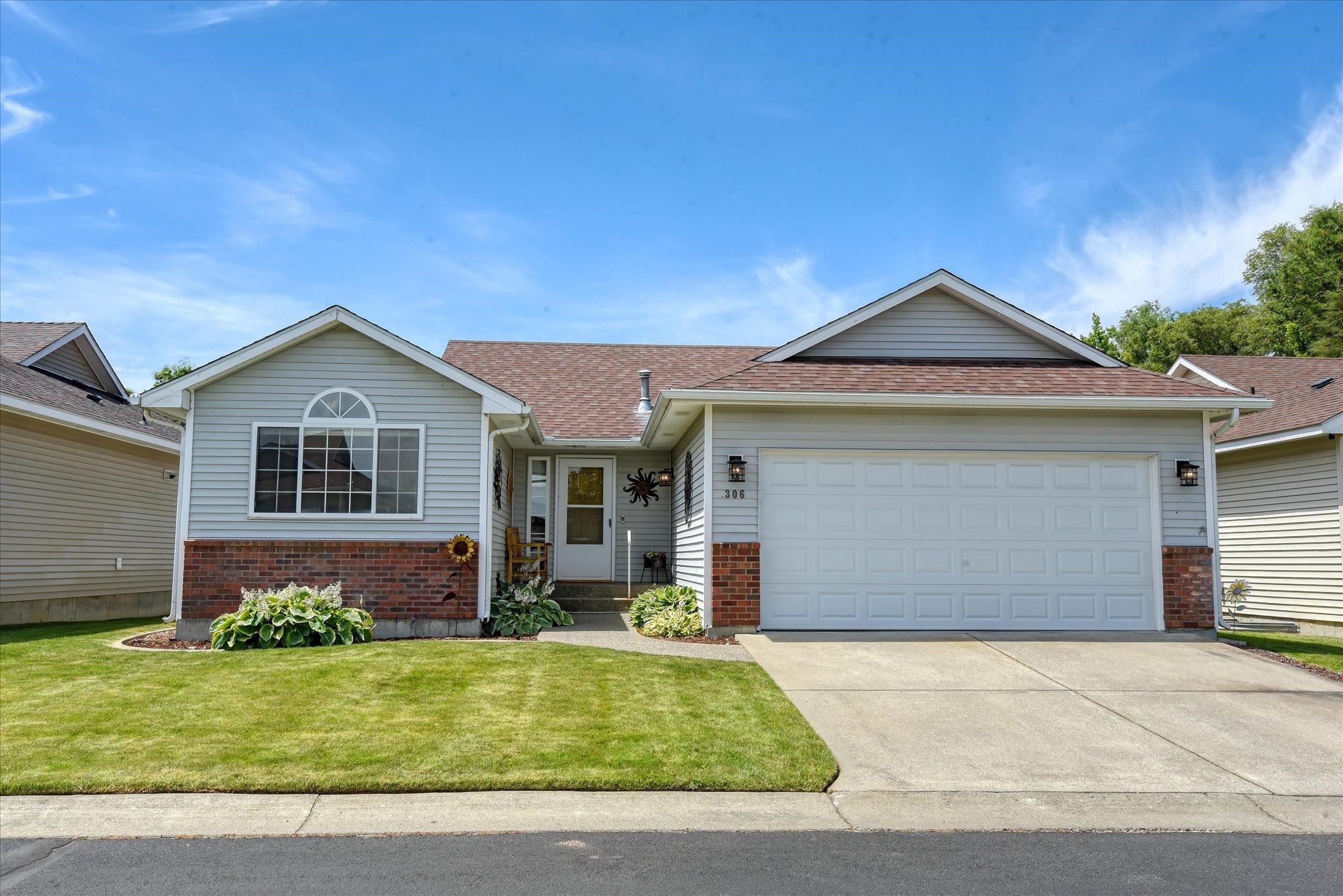 306 S Calvin Ln