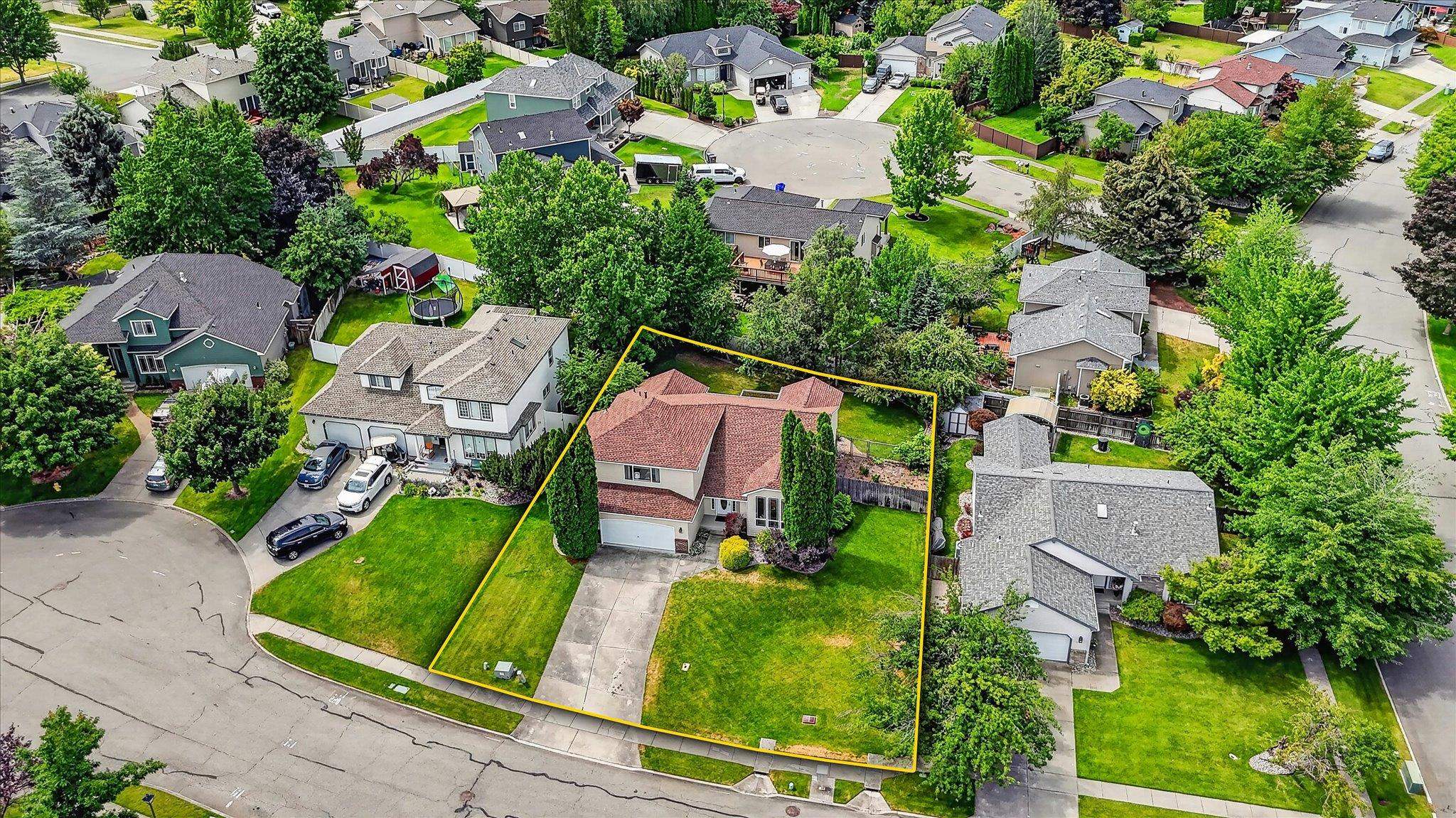 1021 N Drury Ct