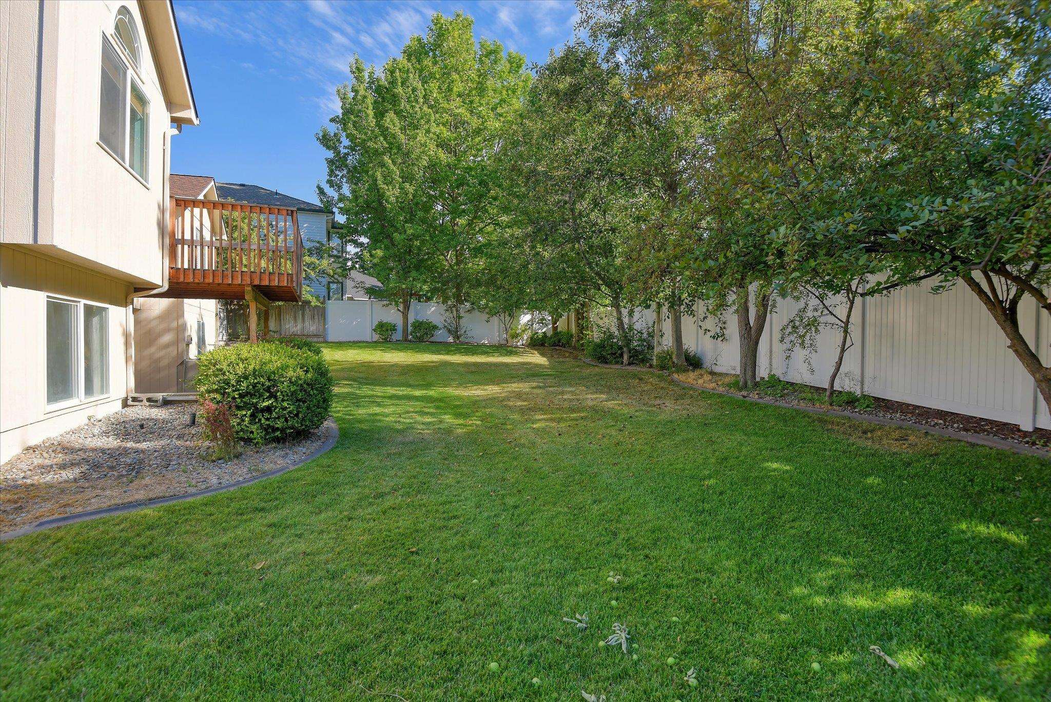 1021 N Drury Ct