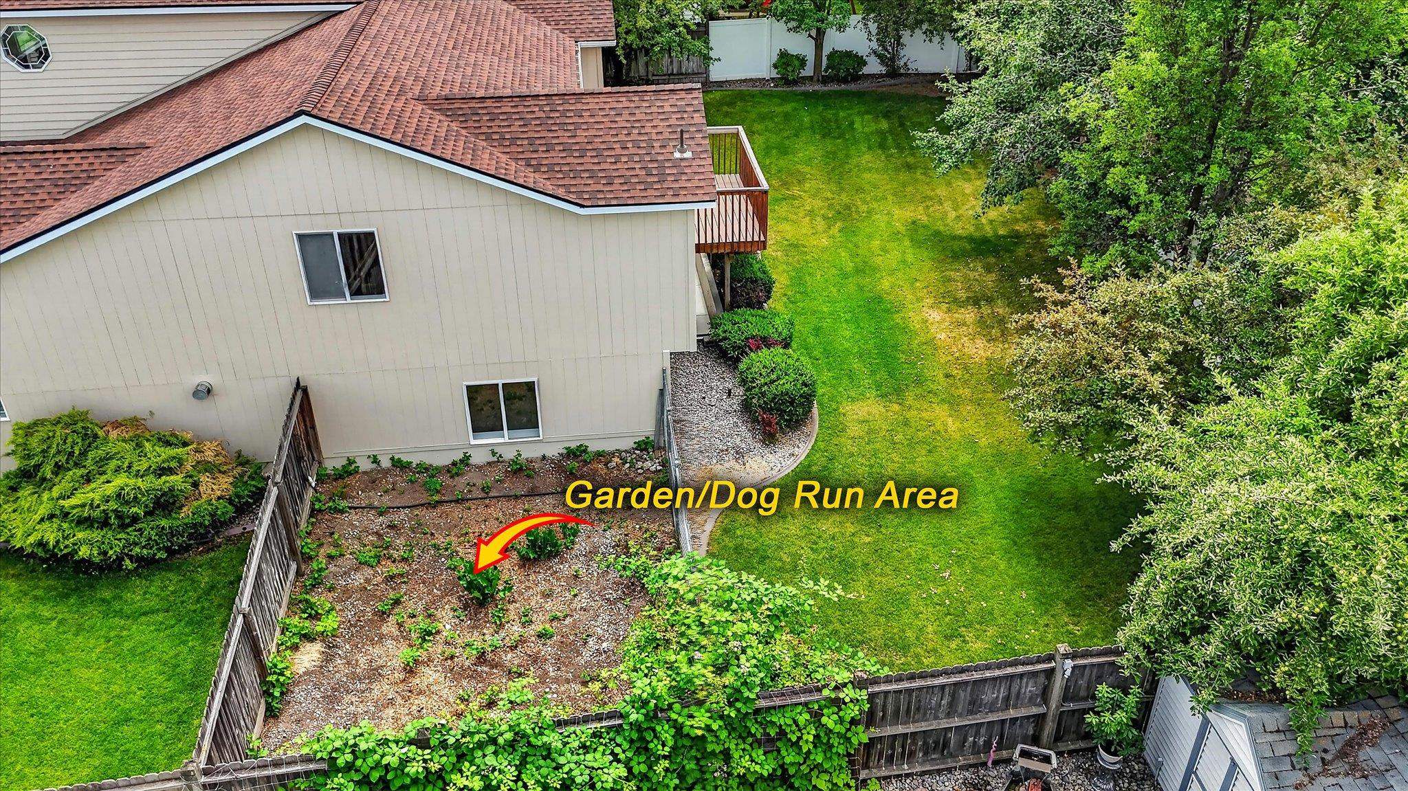 1021 N Drury Ct