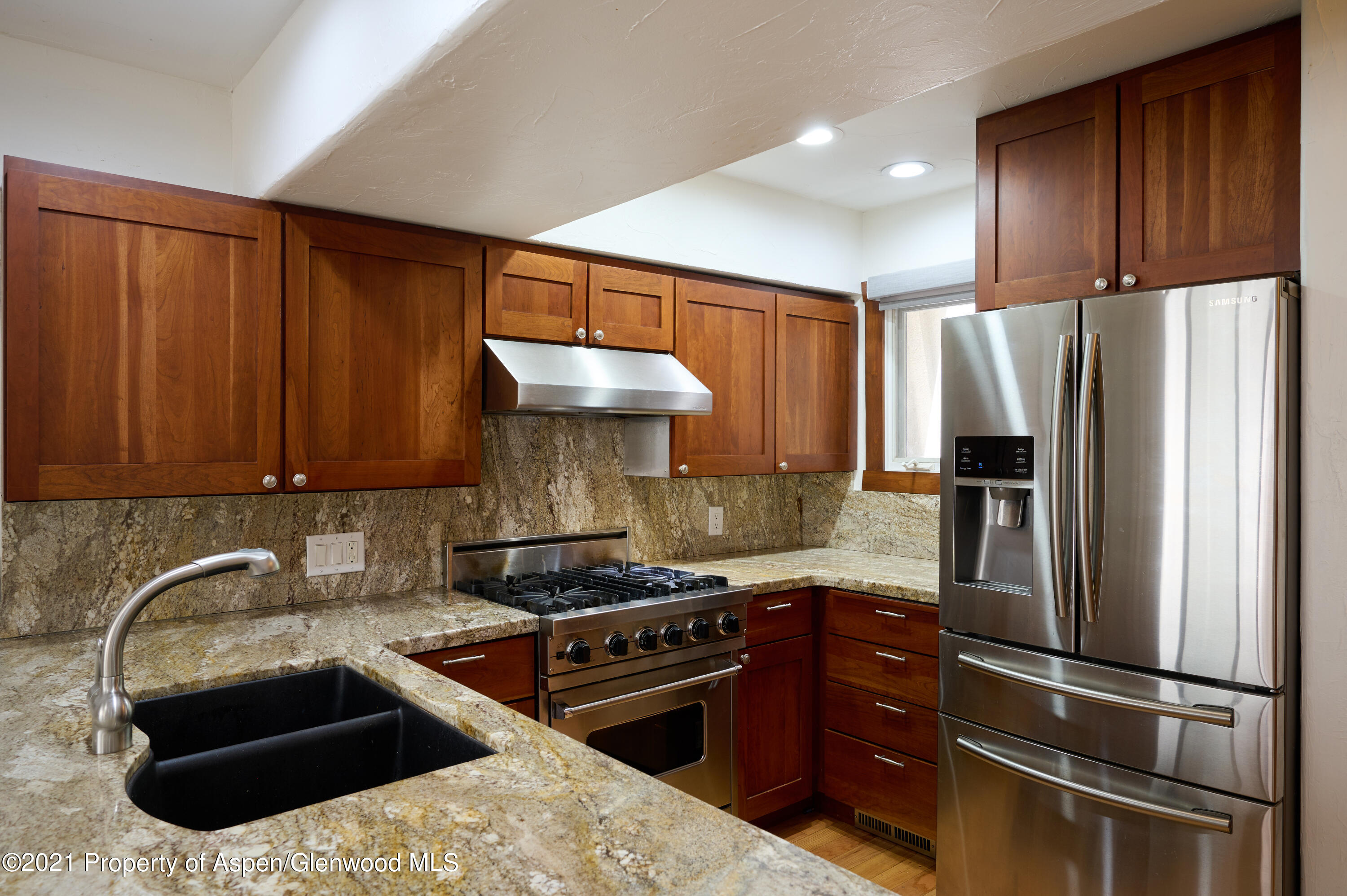814 W Bleeker Street, C-2