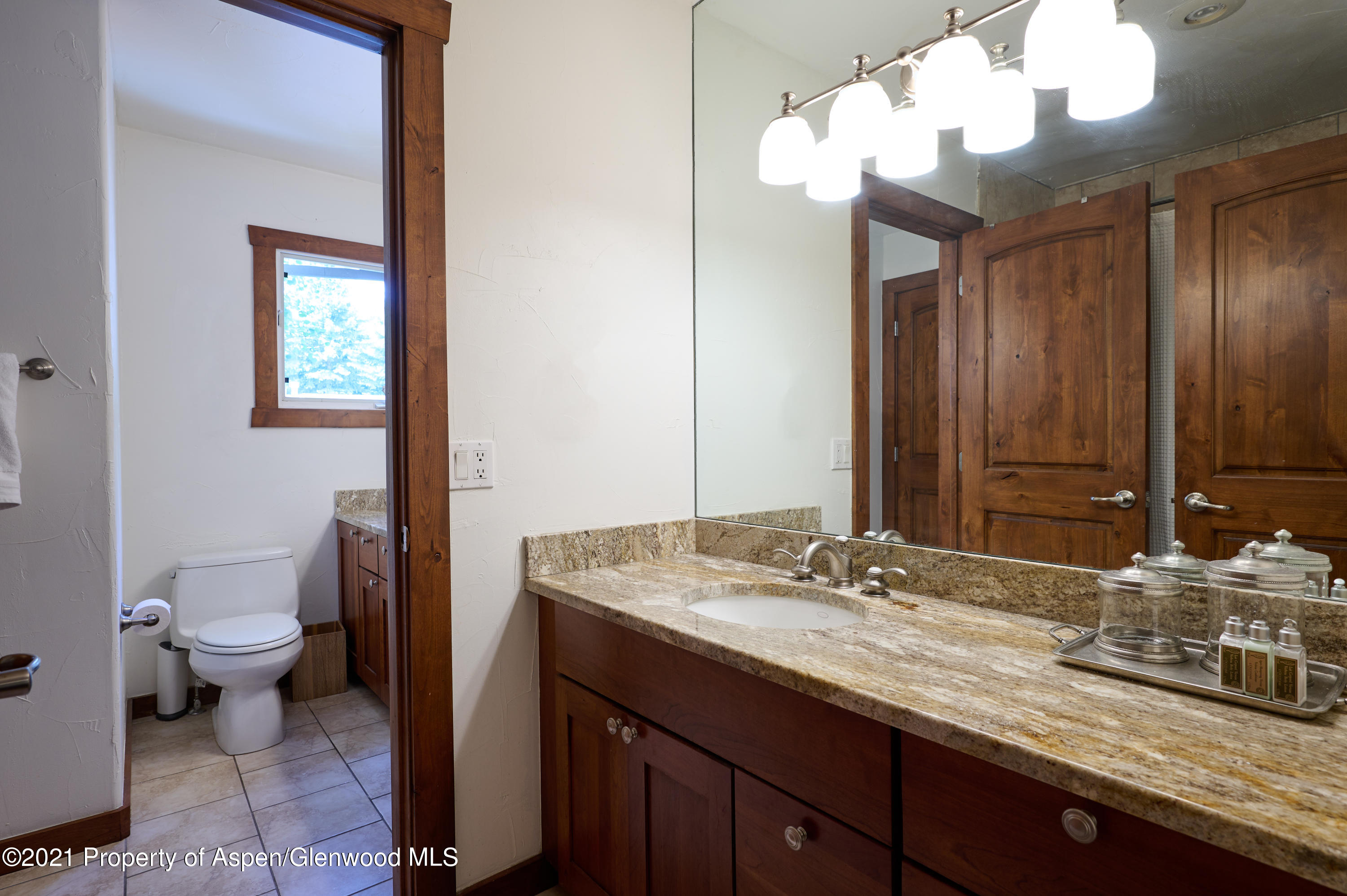 814 W Bleeker Street, C-2