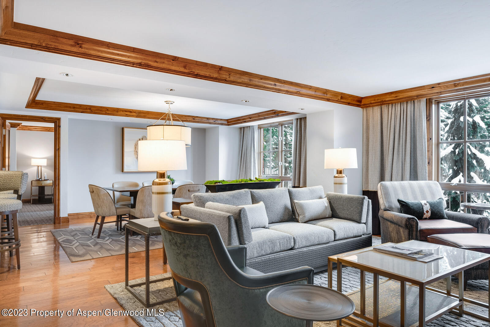 315 E Dean Street, B22/F2