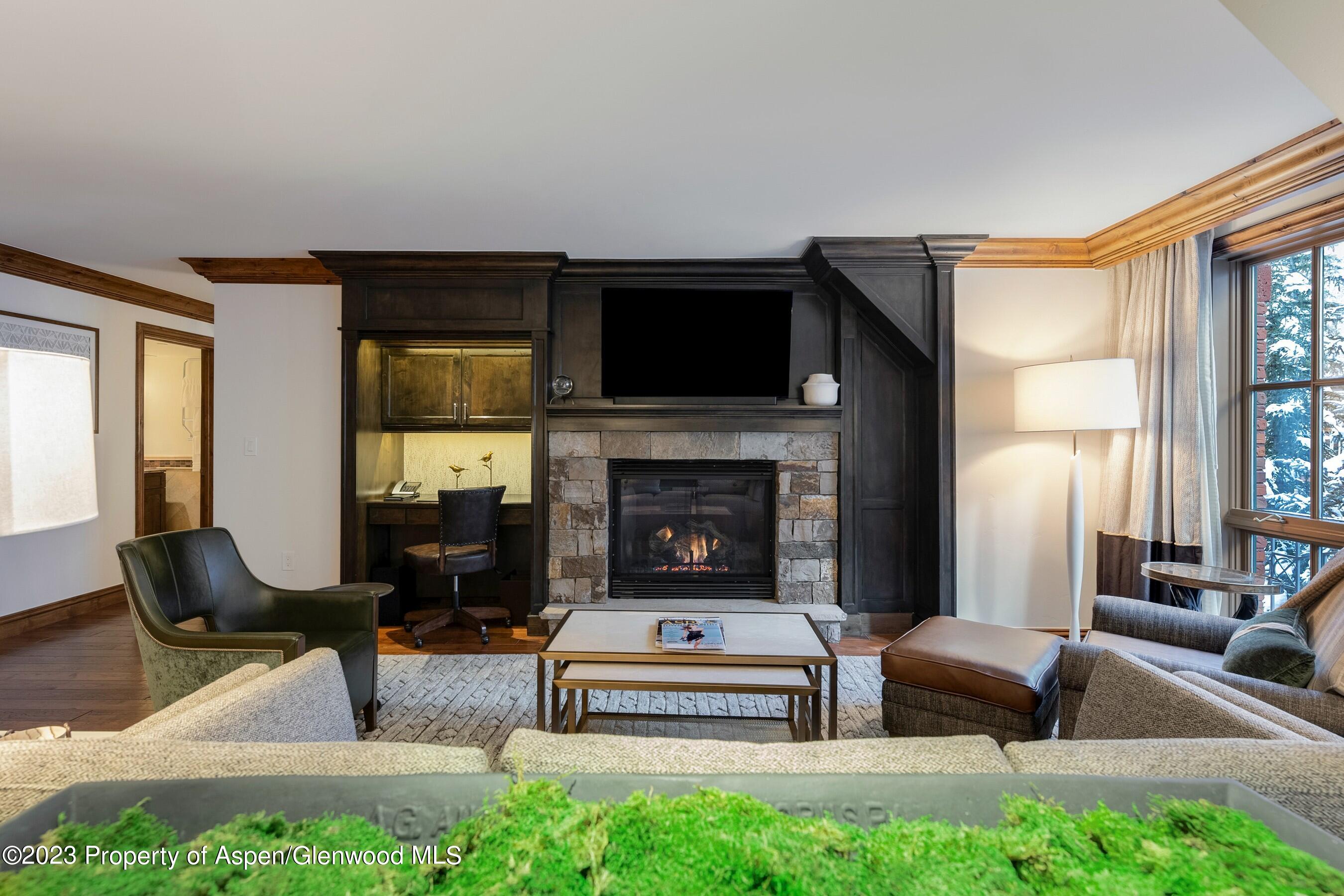 315 E Dean Street, B53 wks 3, 7, 34, 48