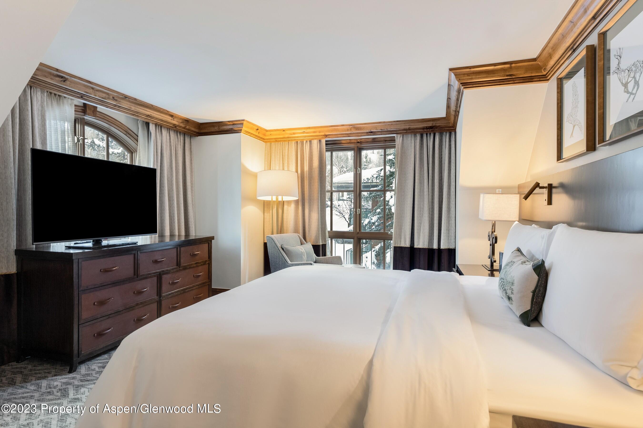 315 E Dean Street, B53 wks 3, 7, 34, 48
