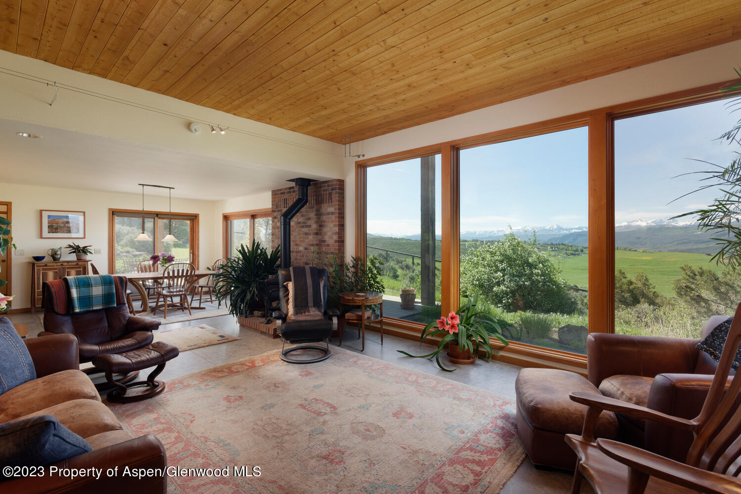 196 Sunlight Drive