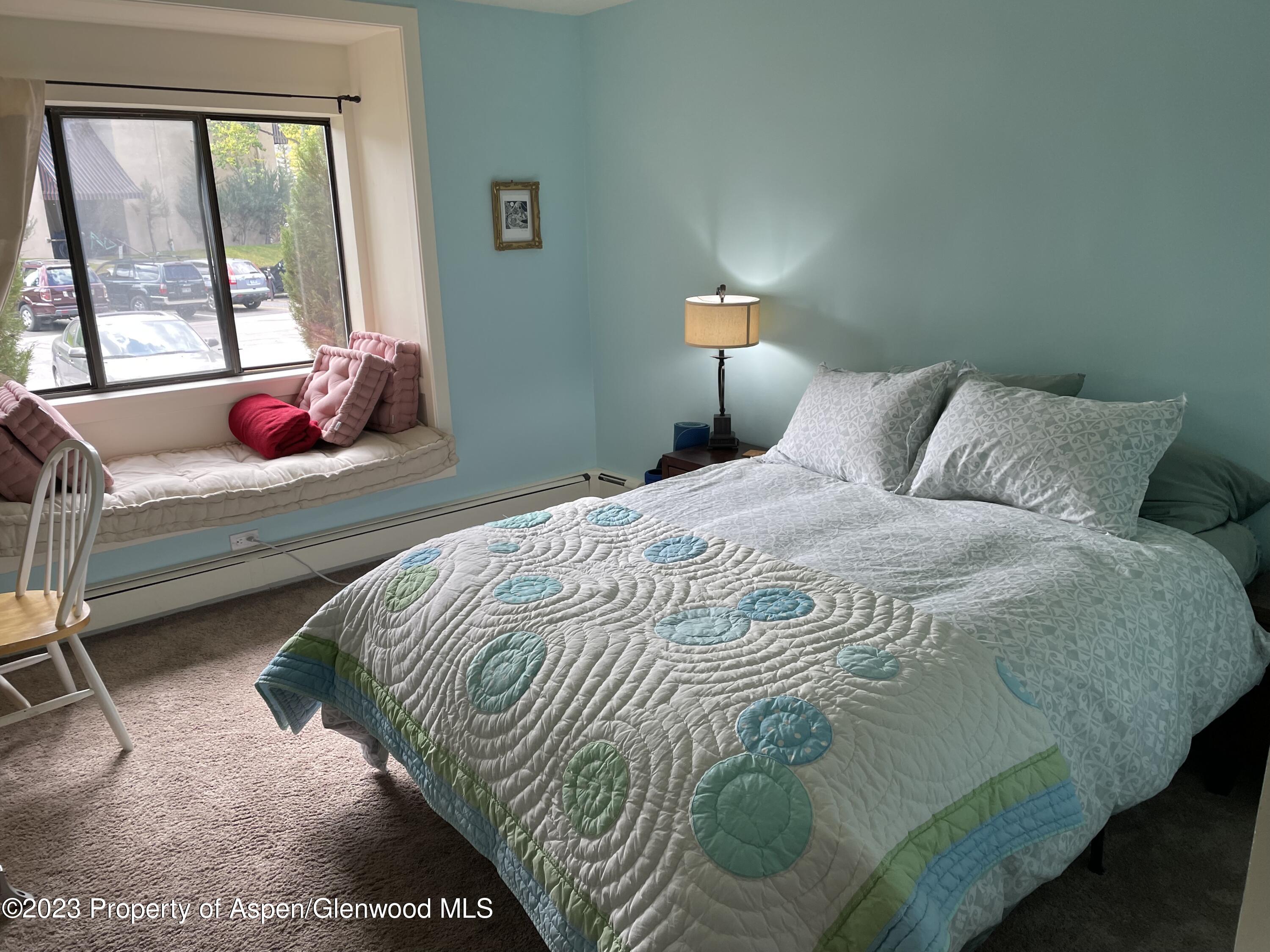 213 Vine Street, 213