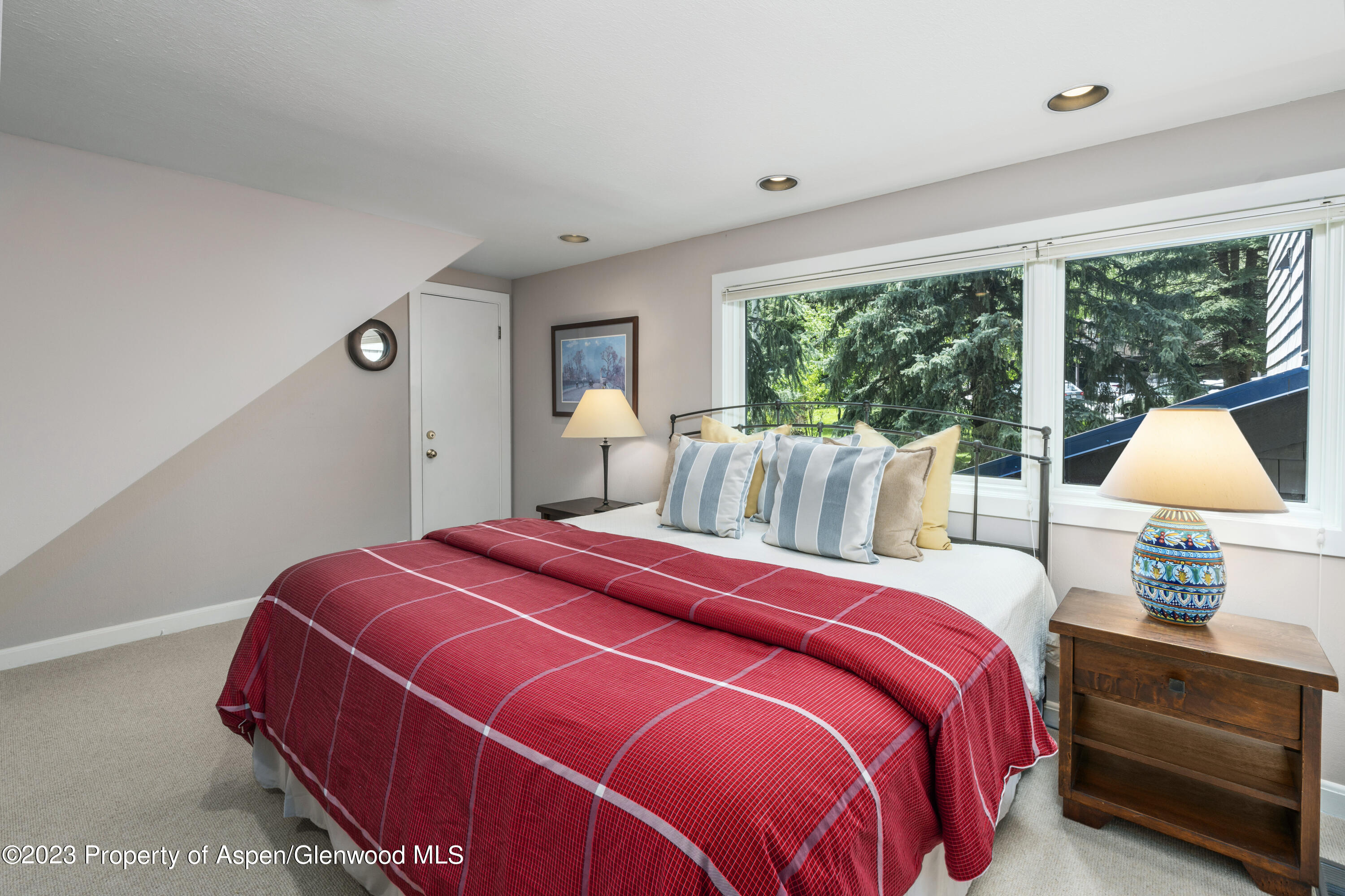 4000 Brush Creek Road, 2