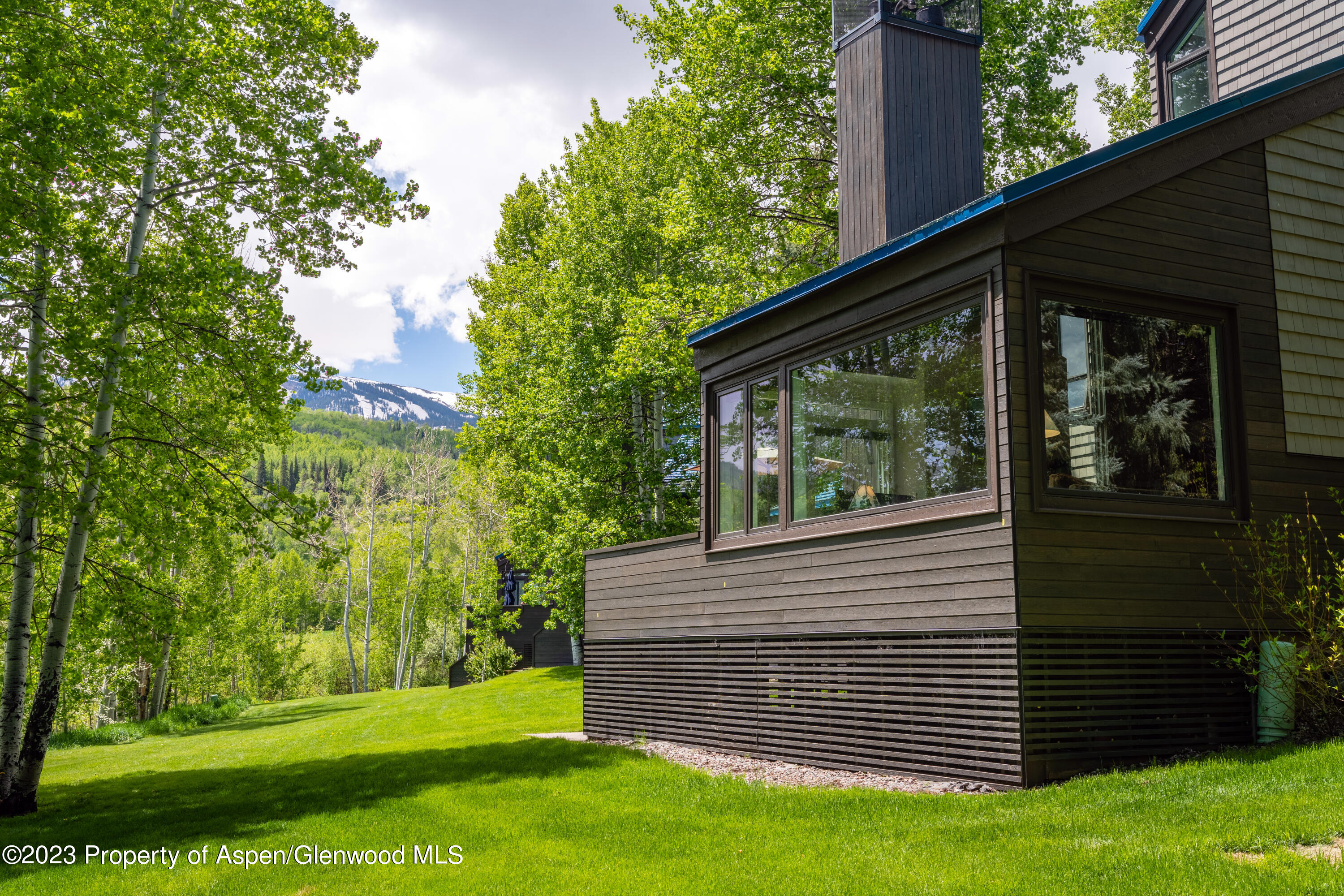 4000 Brush Creek Road, 2