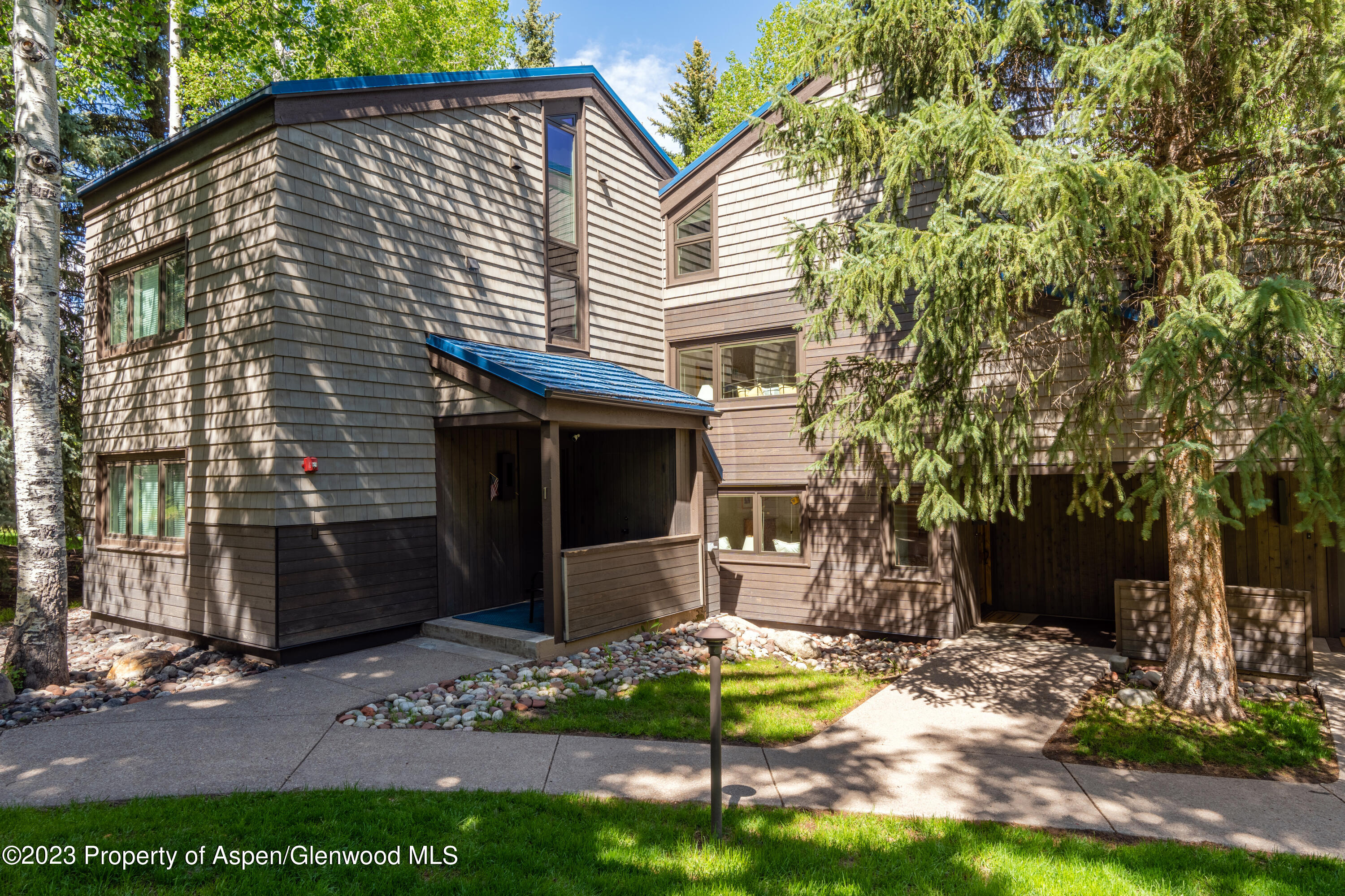 4000 Brush Creek Road, 2