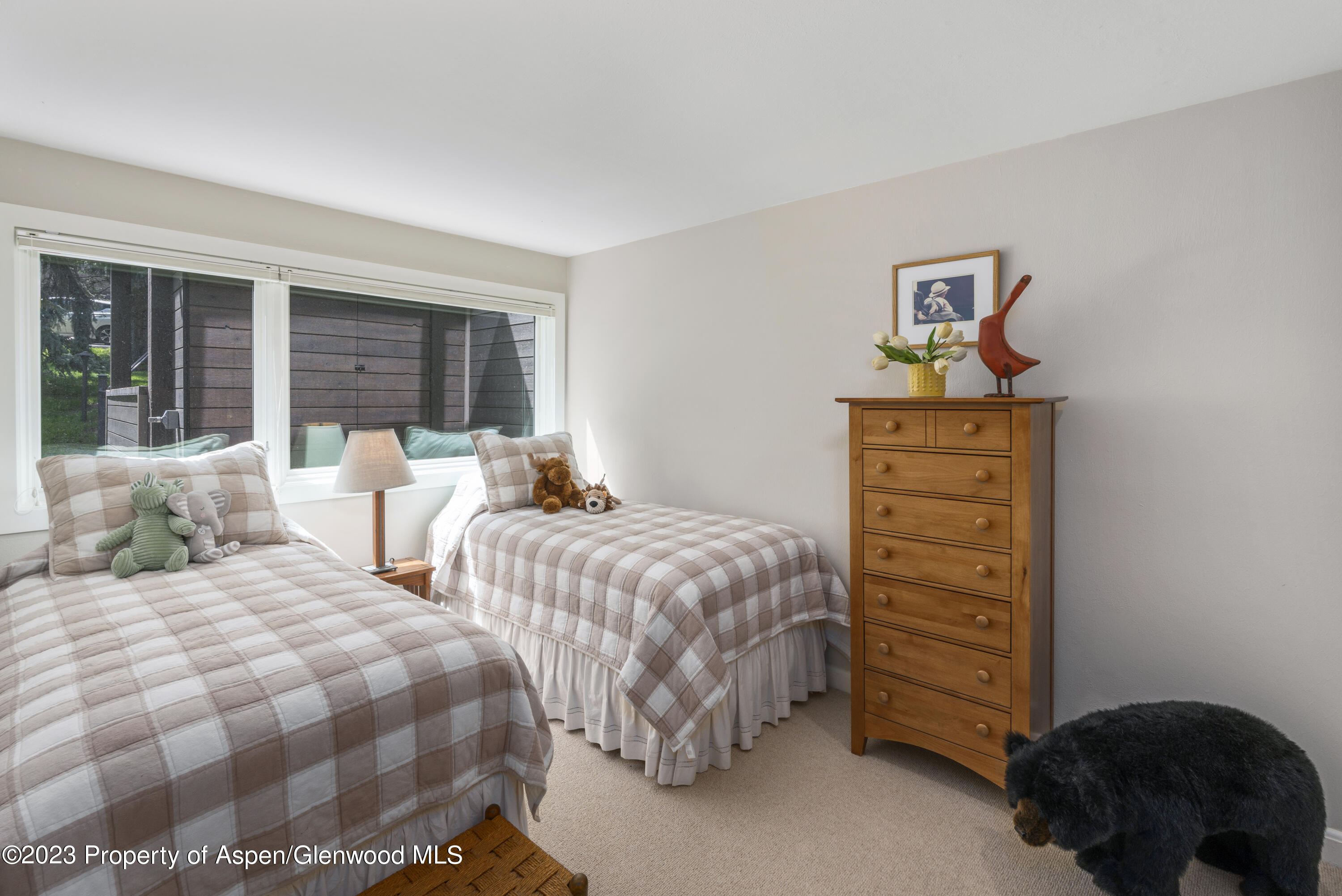 4000 Brush Creek Road, 2