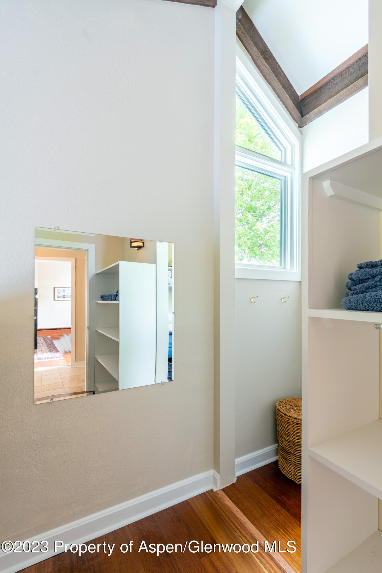 4000 Brush Creek Road, 2