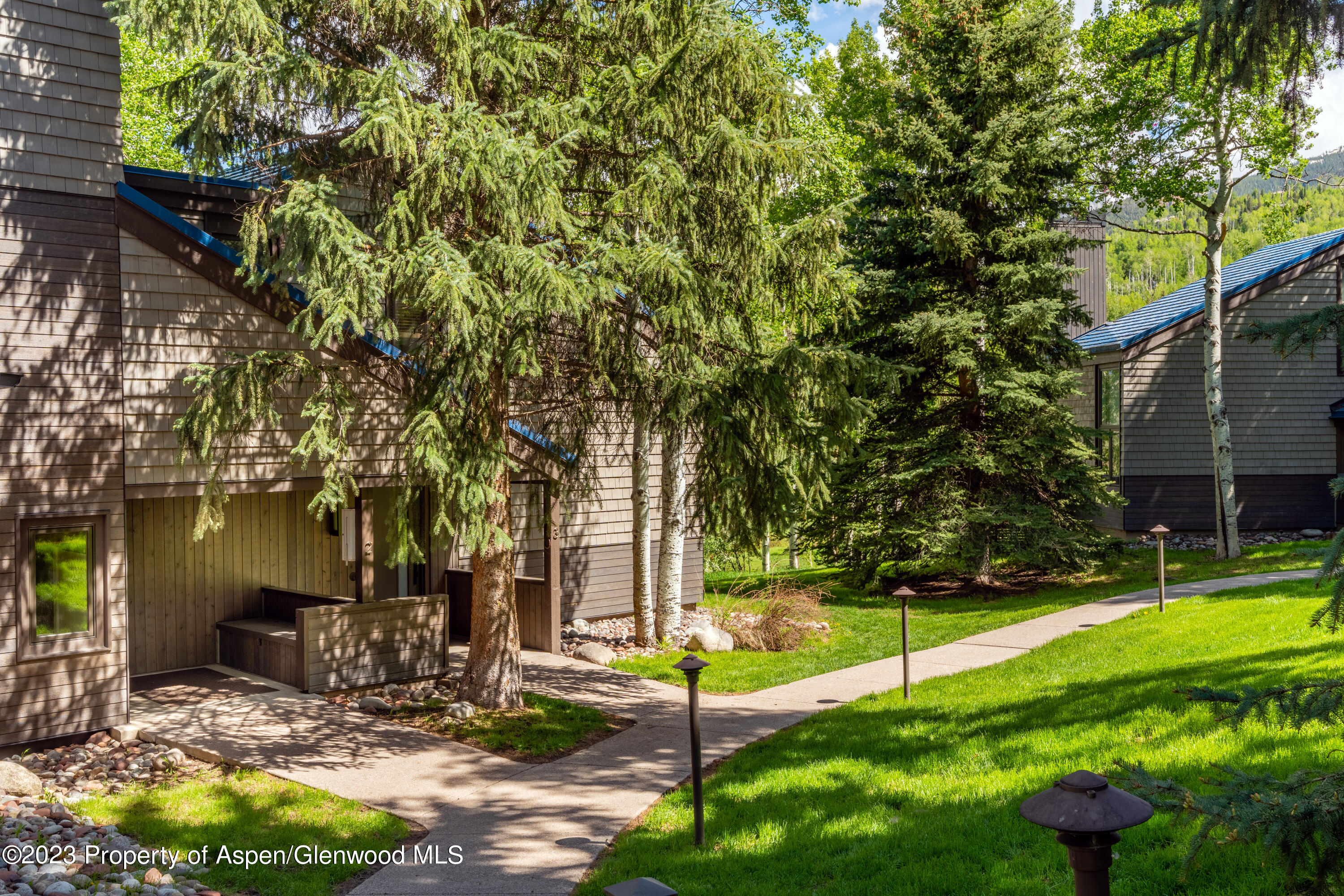 4000 Brush Creek Road, 2