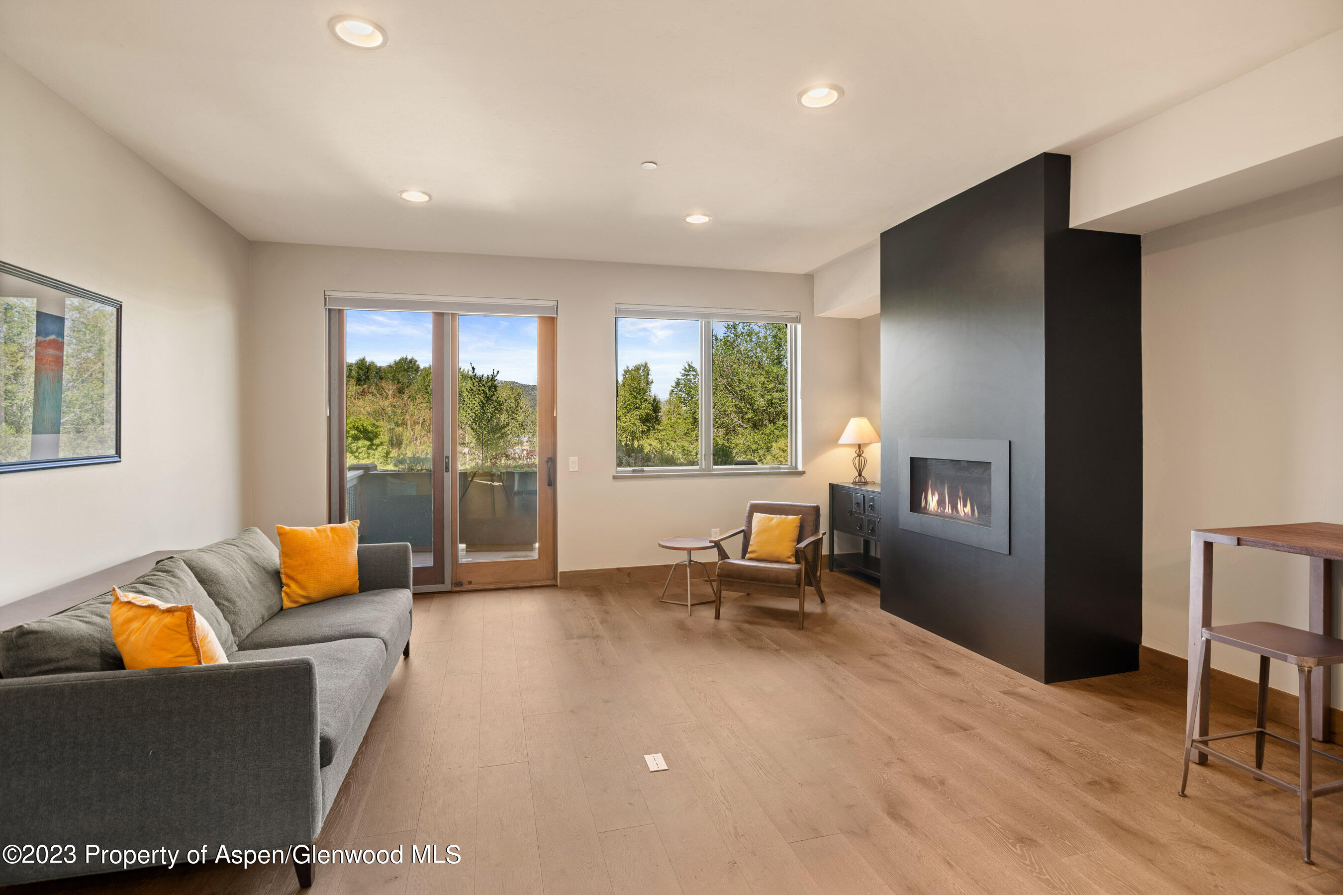 215 Overlook