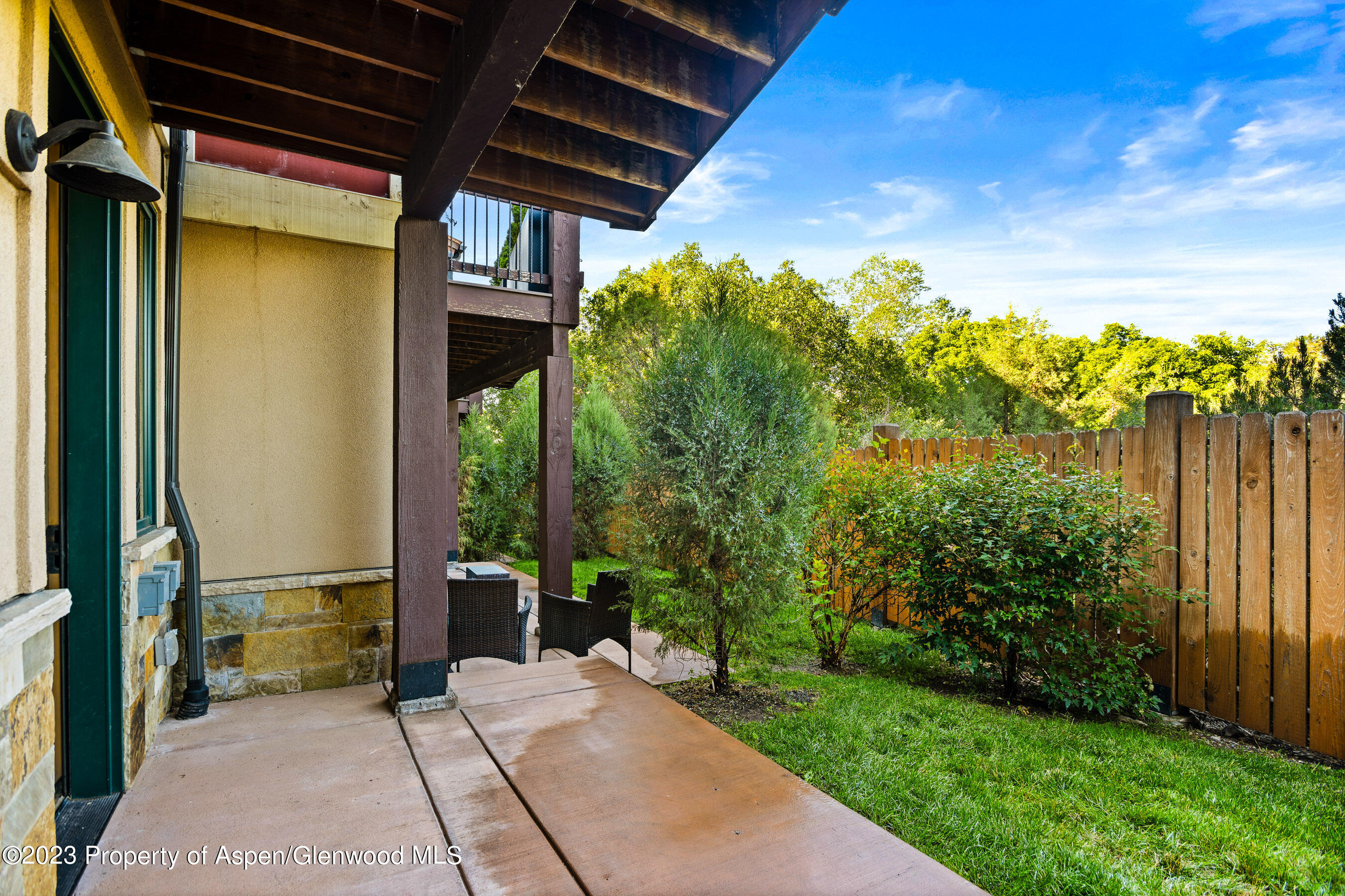 215 Overlook