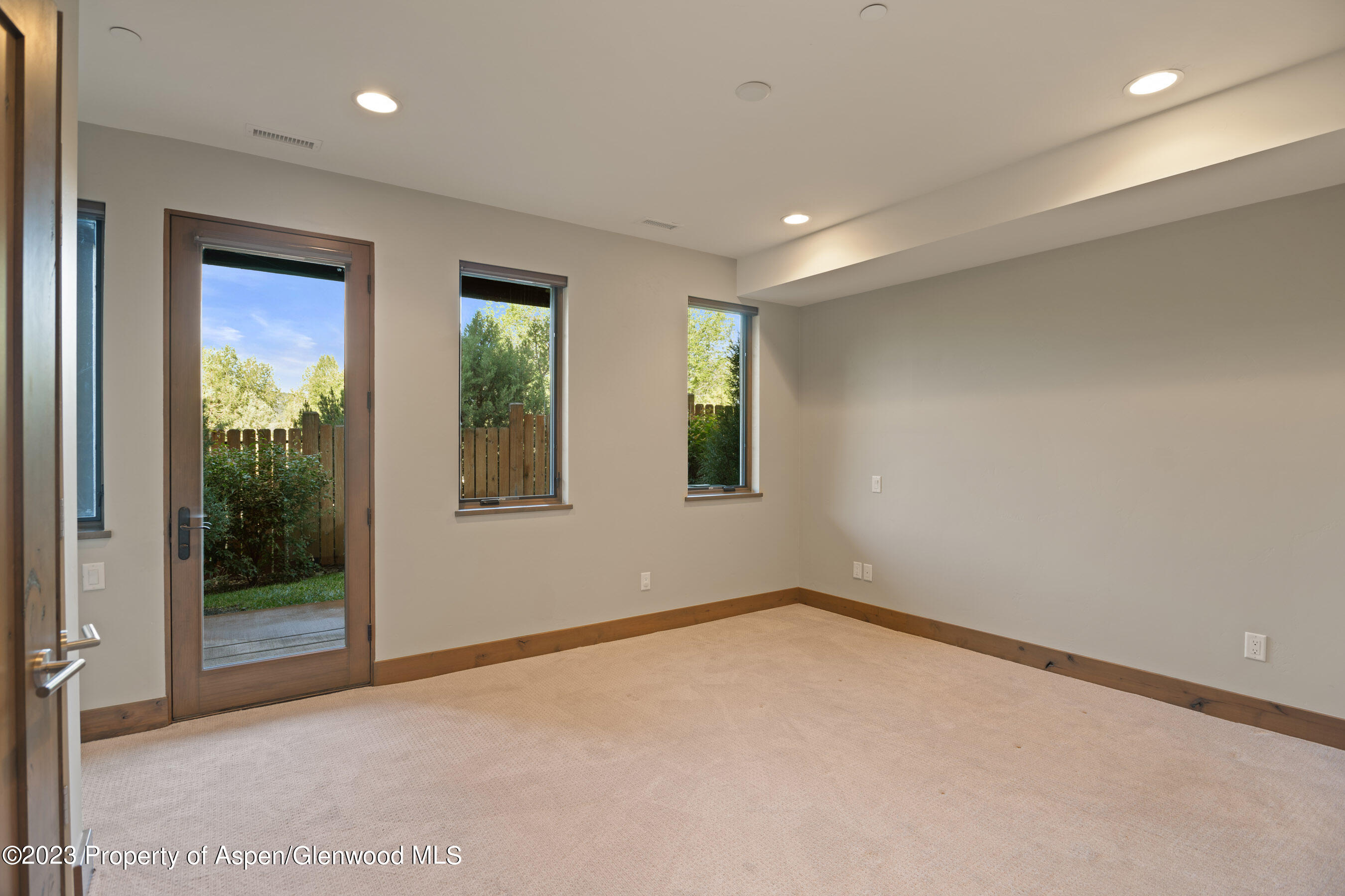 215 Overlook