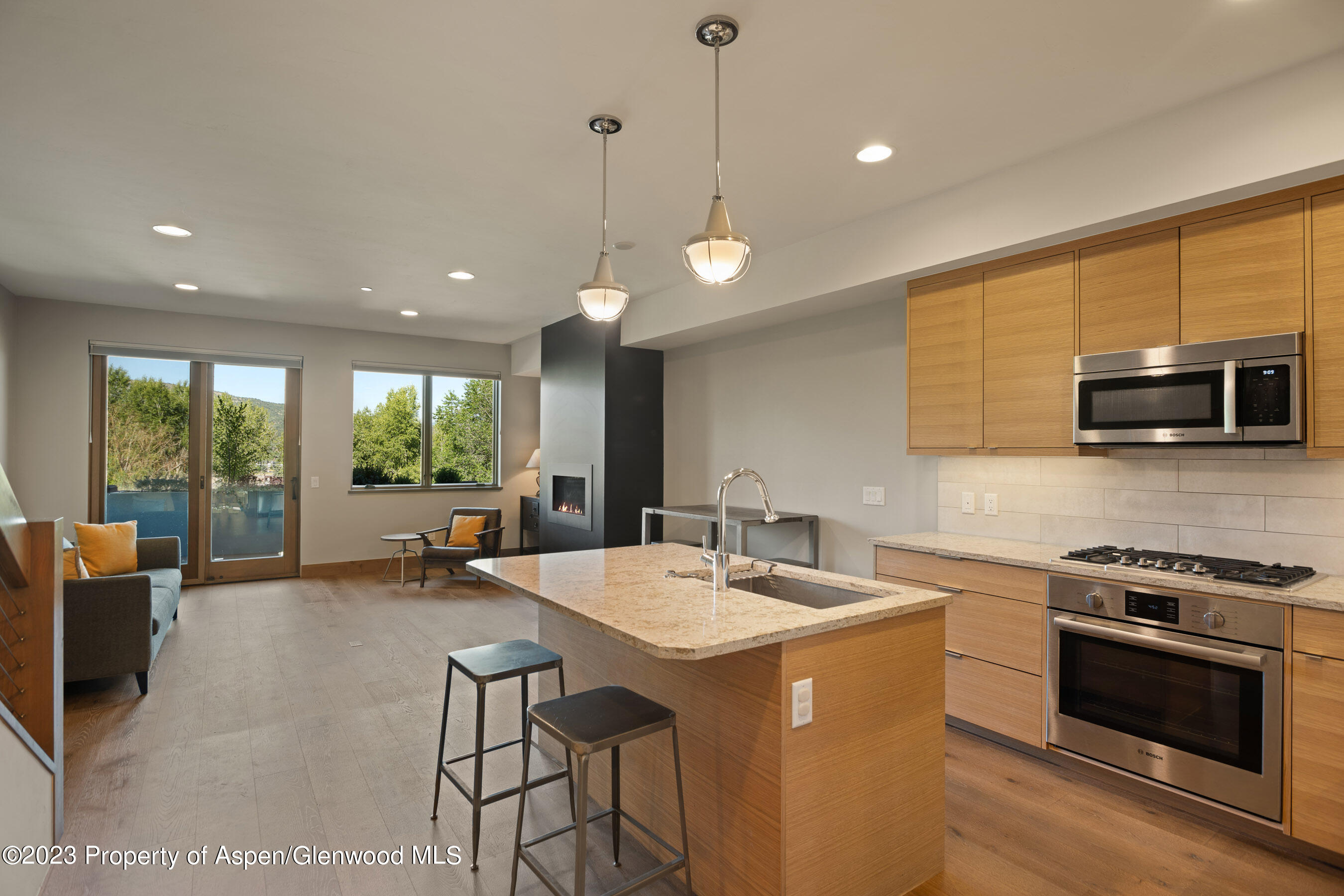 215 Overlook
