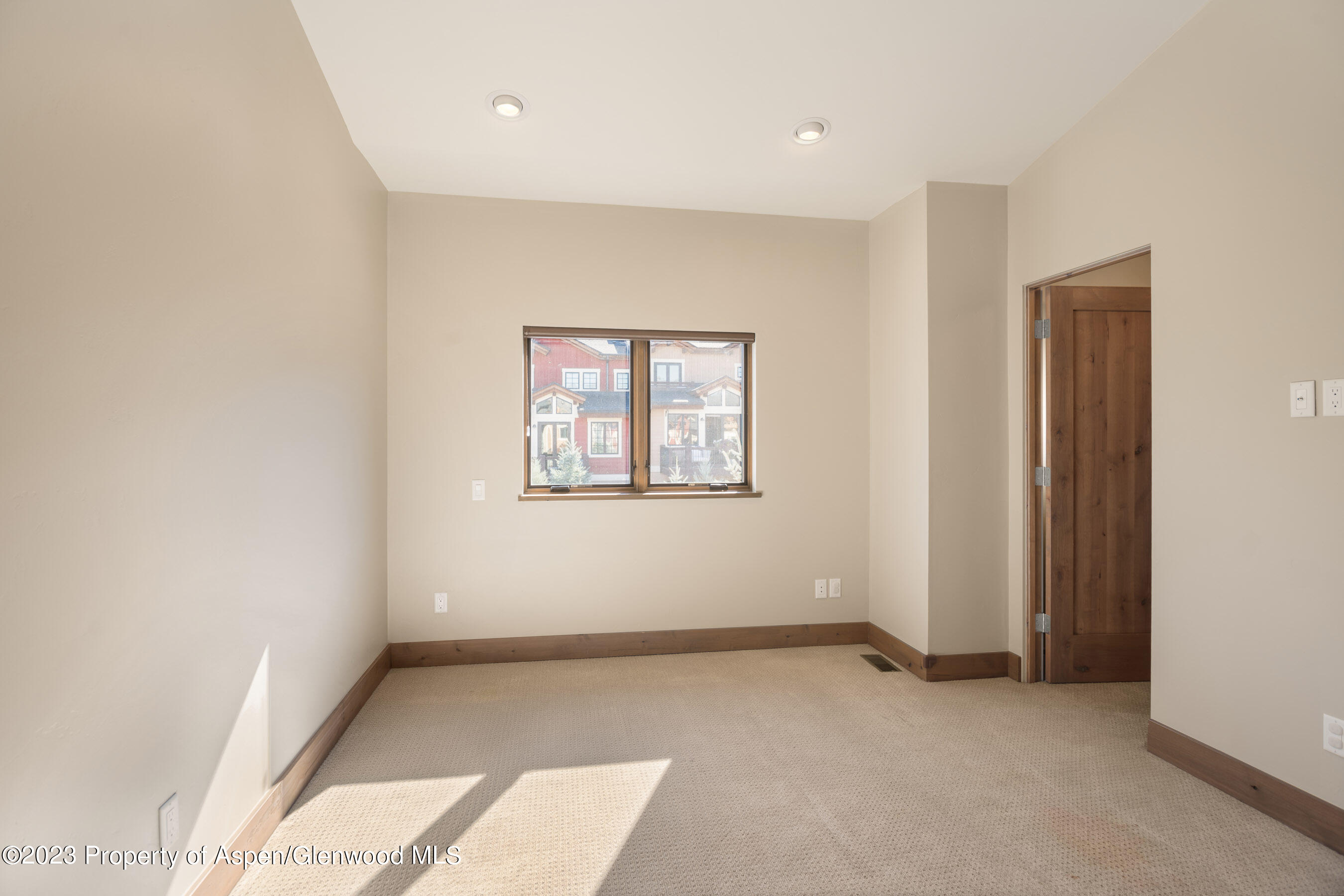 215 Overlook
