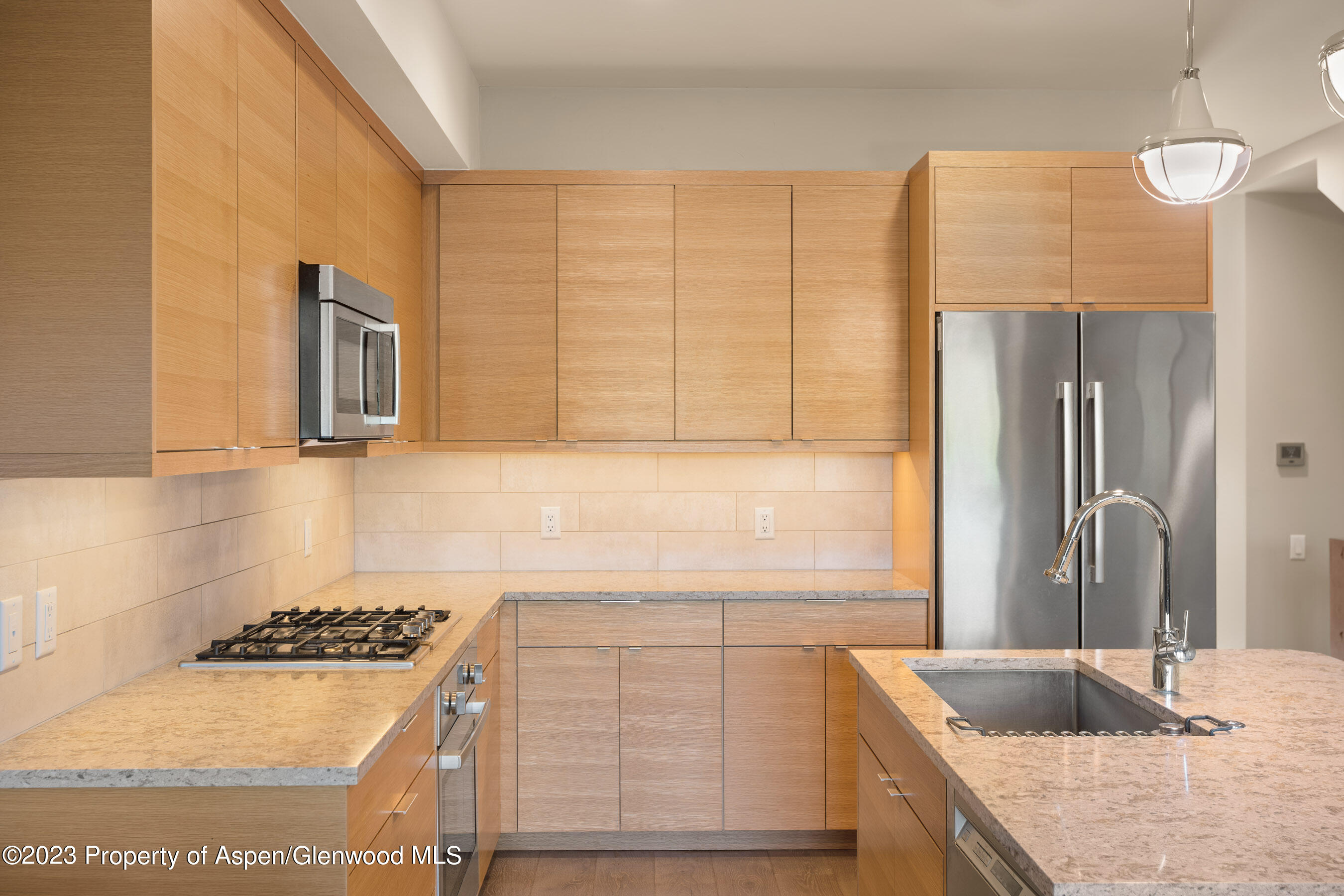215 Overlook