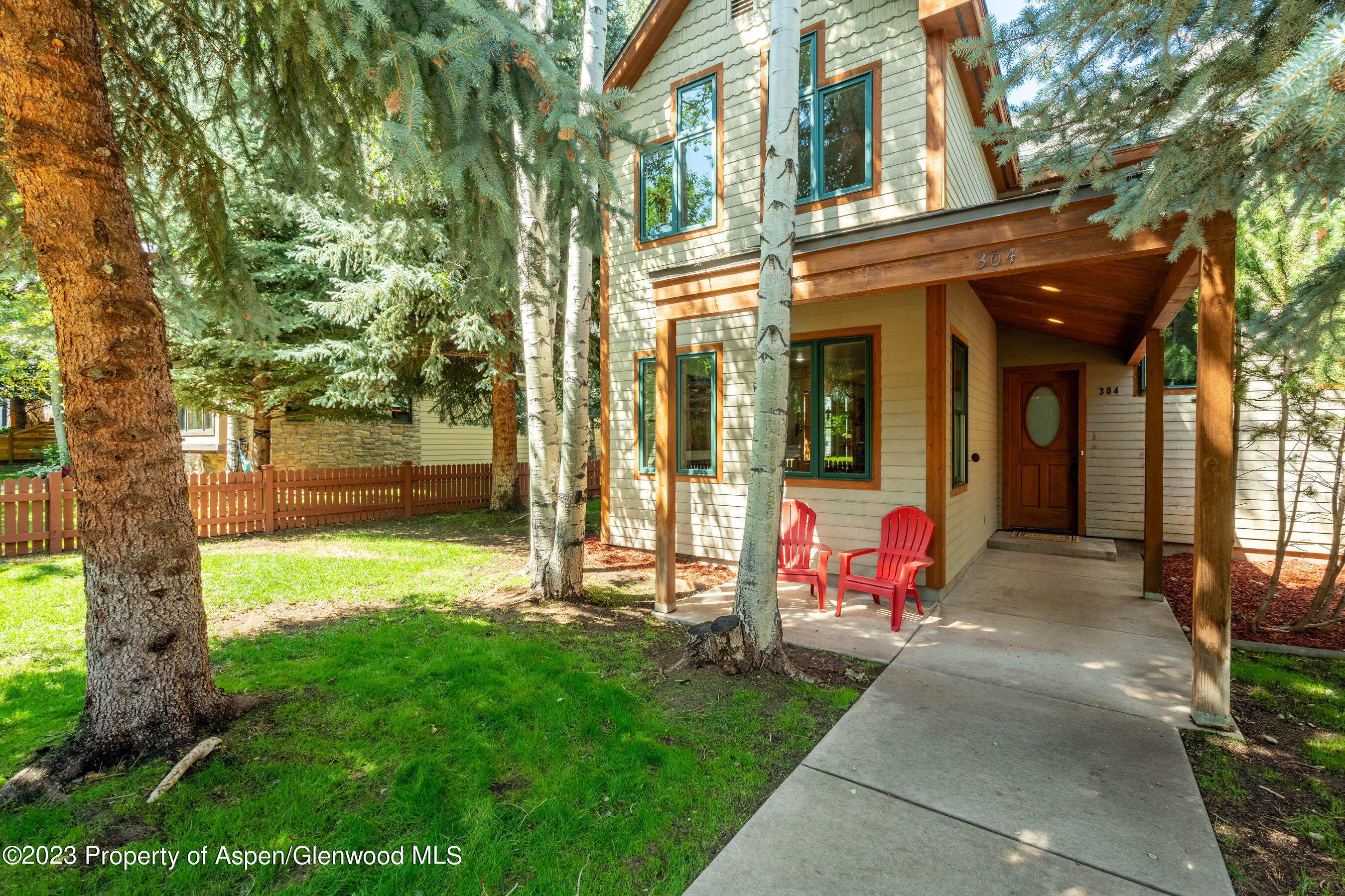 304 Summerset Lane, Unit A