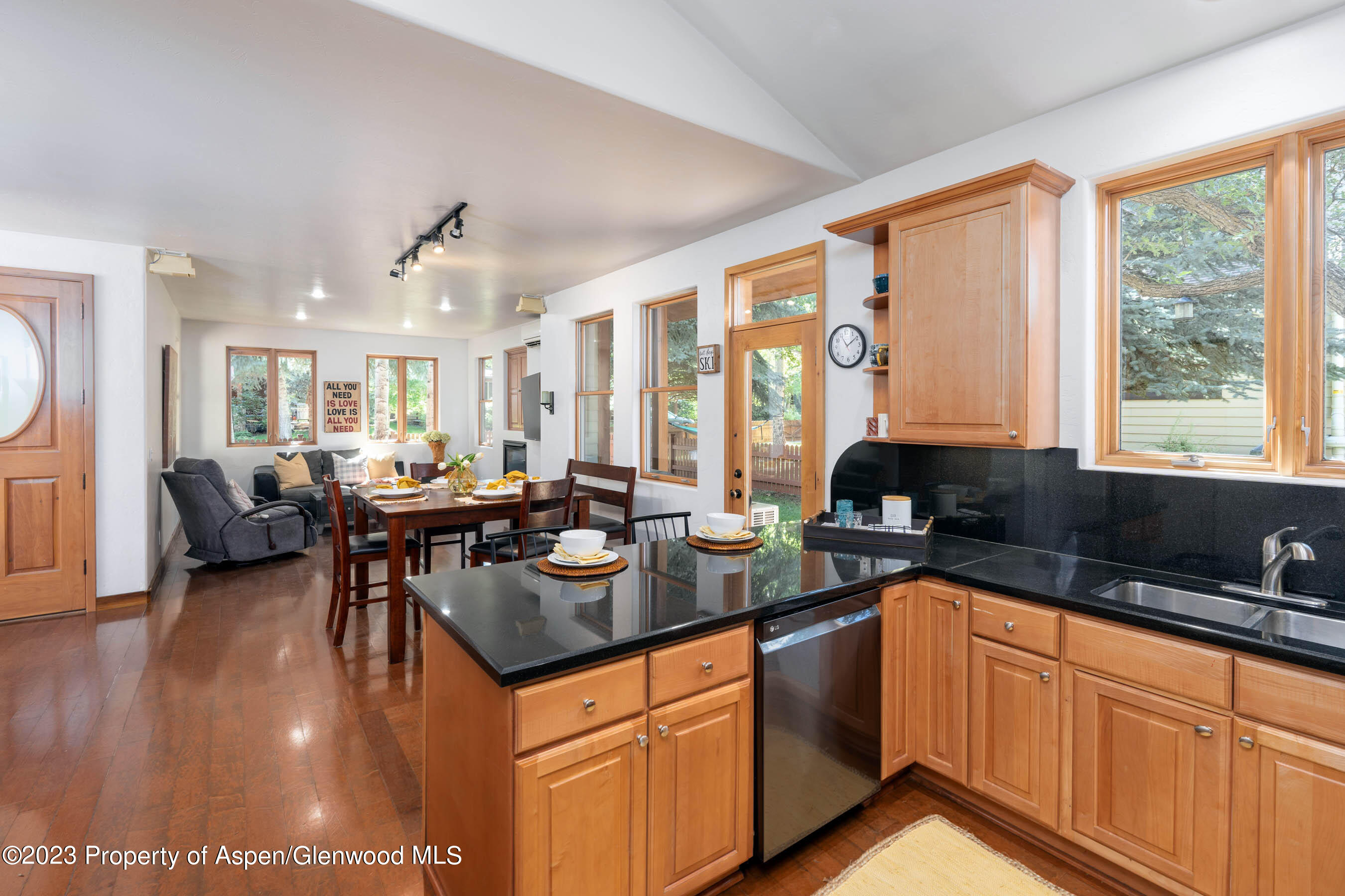 304 Summerset Lane, Unit A