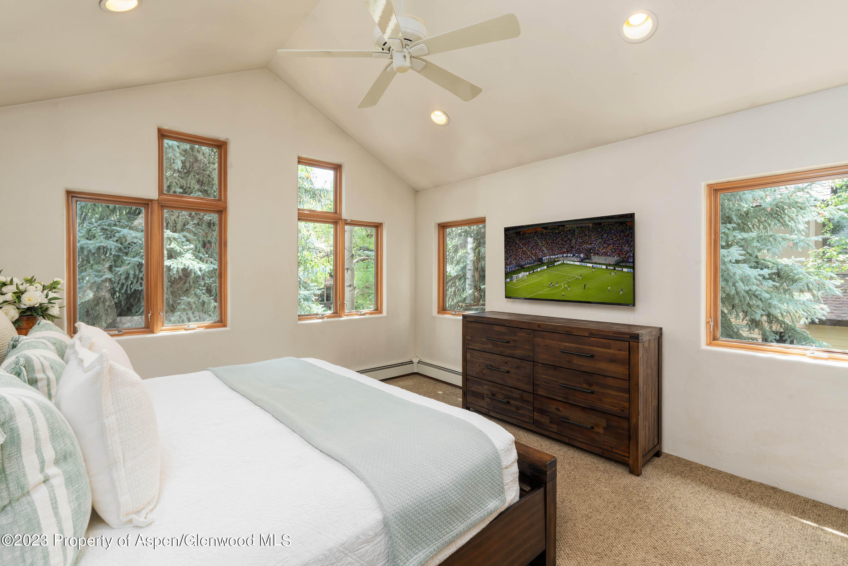 304 Summerset Lane, Unit A