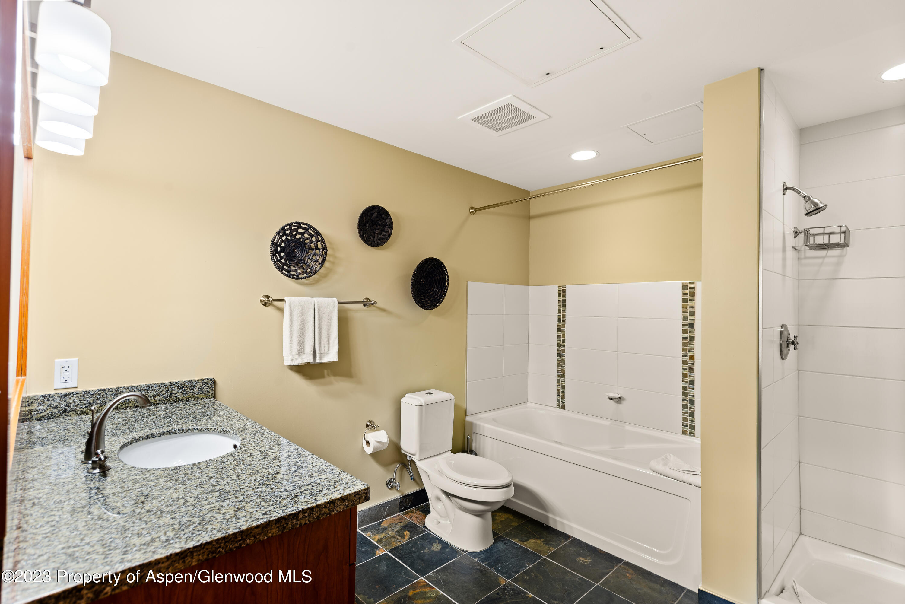 110 CARRIAGE Way, 3308