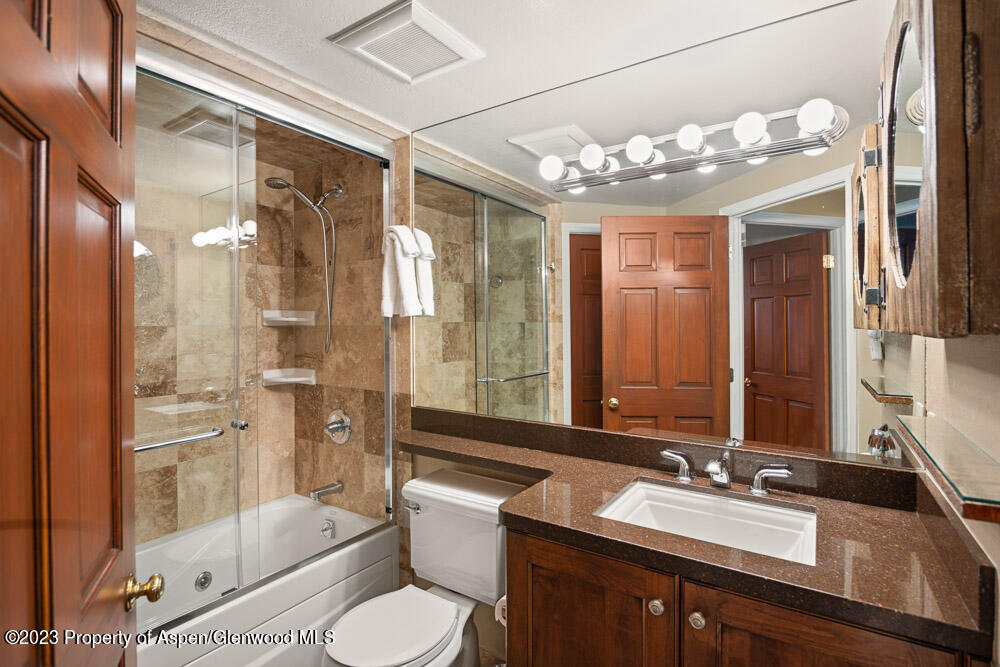 476 Wood Road, #20