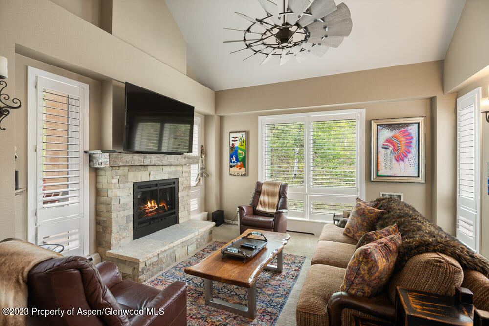 476 Wood Road, #20