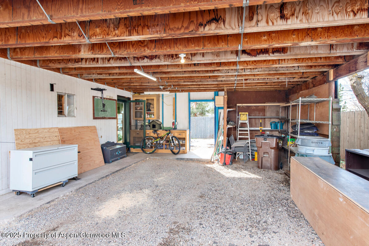 203 E Homestead Drive