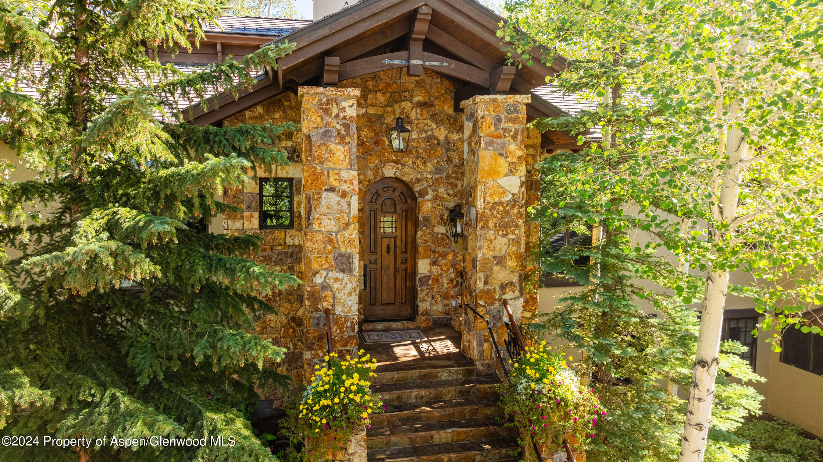 1277 FARAWAY Road