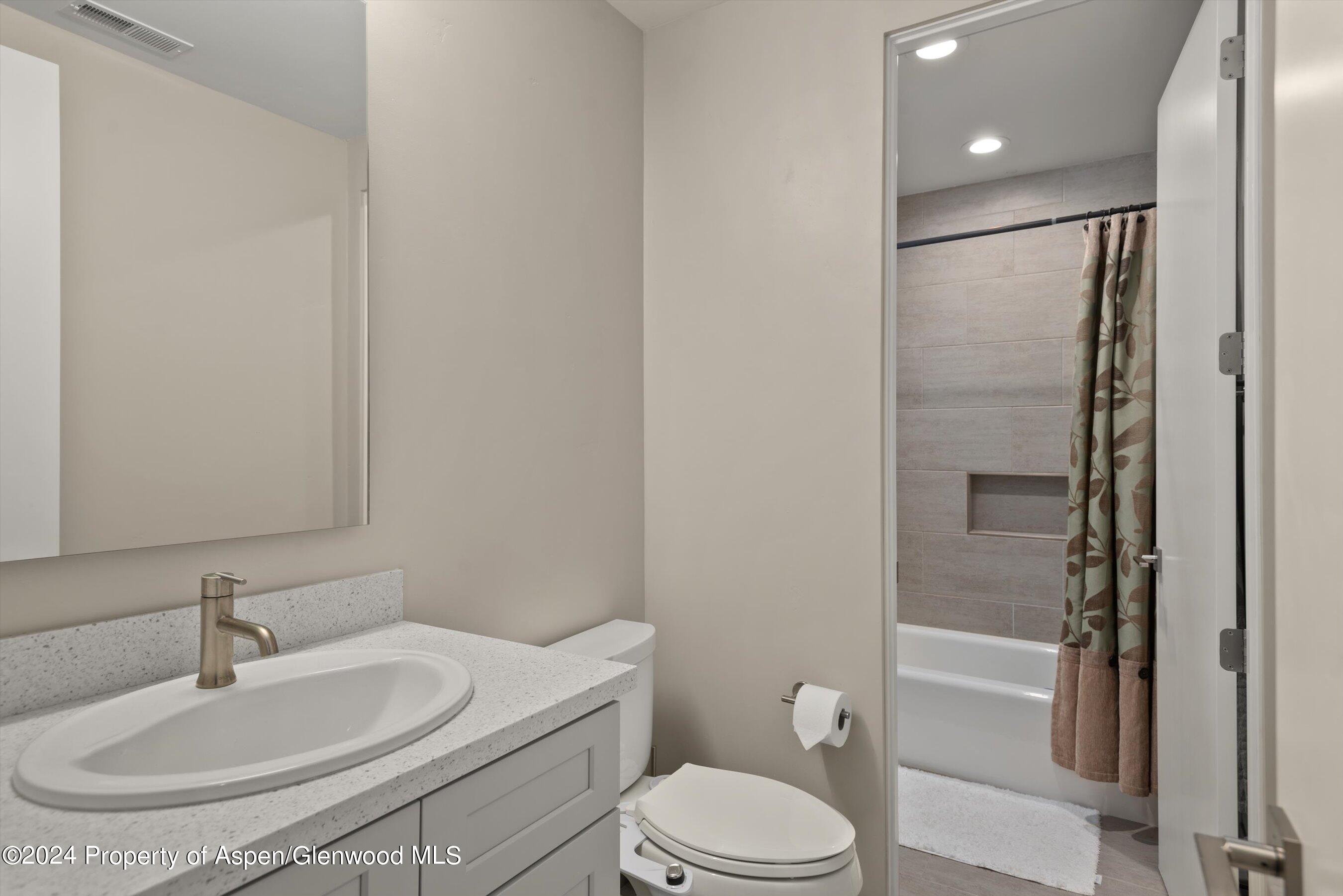 250 Overlook Ridge, #250