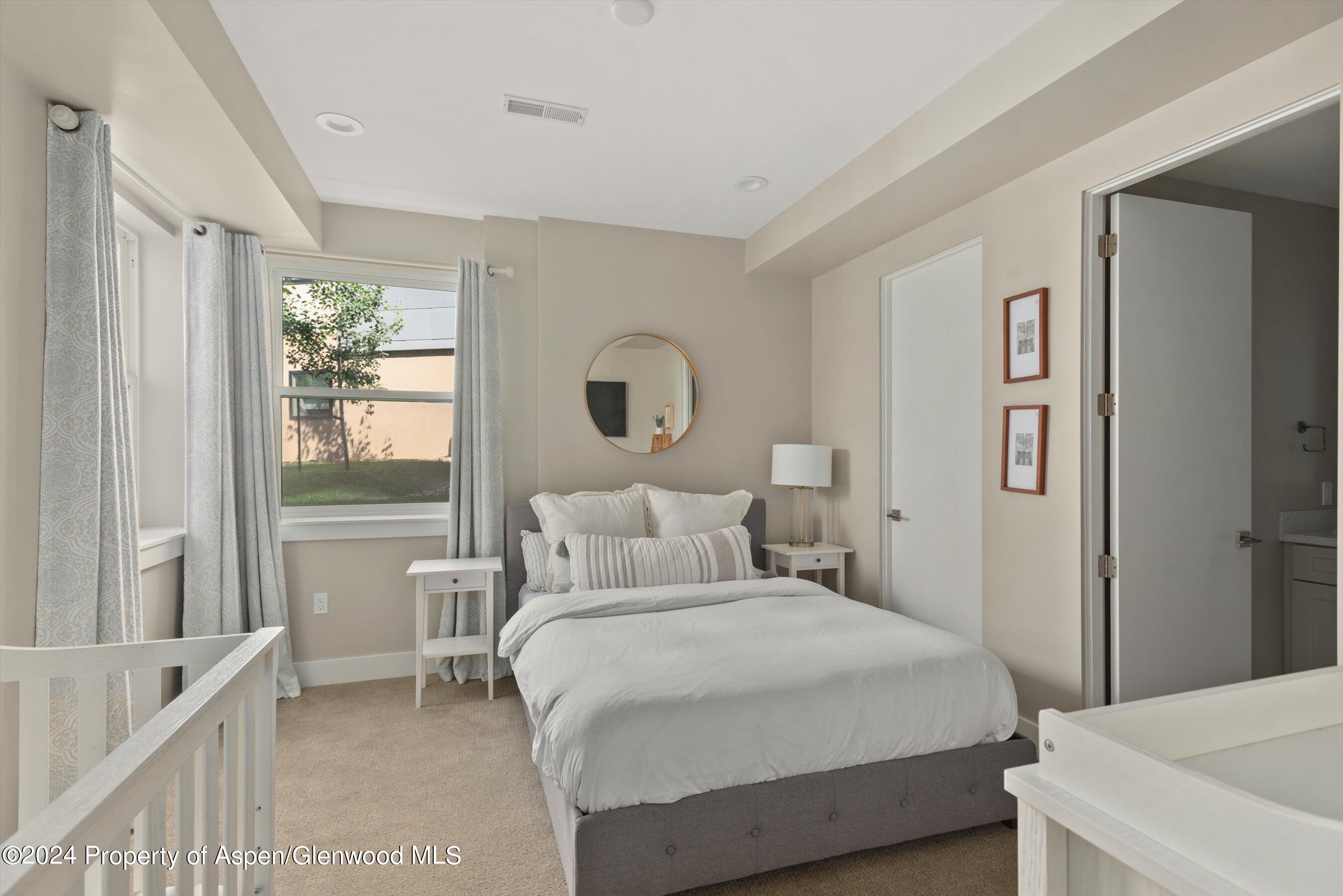 250 Overlook Ridge, #250