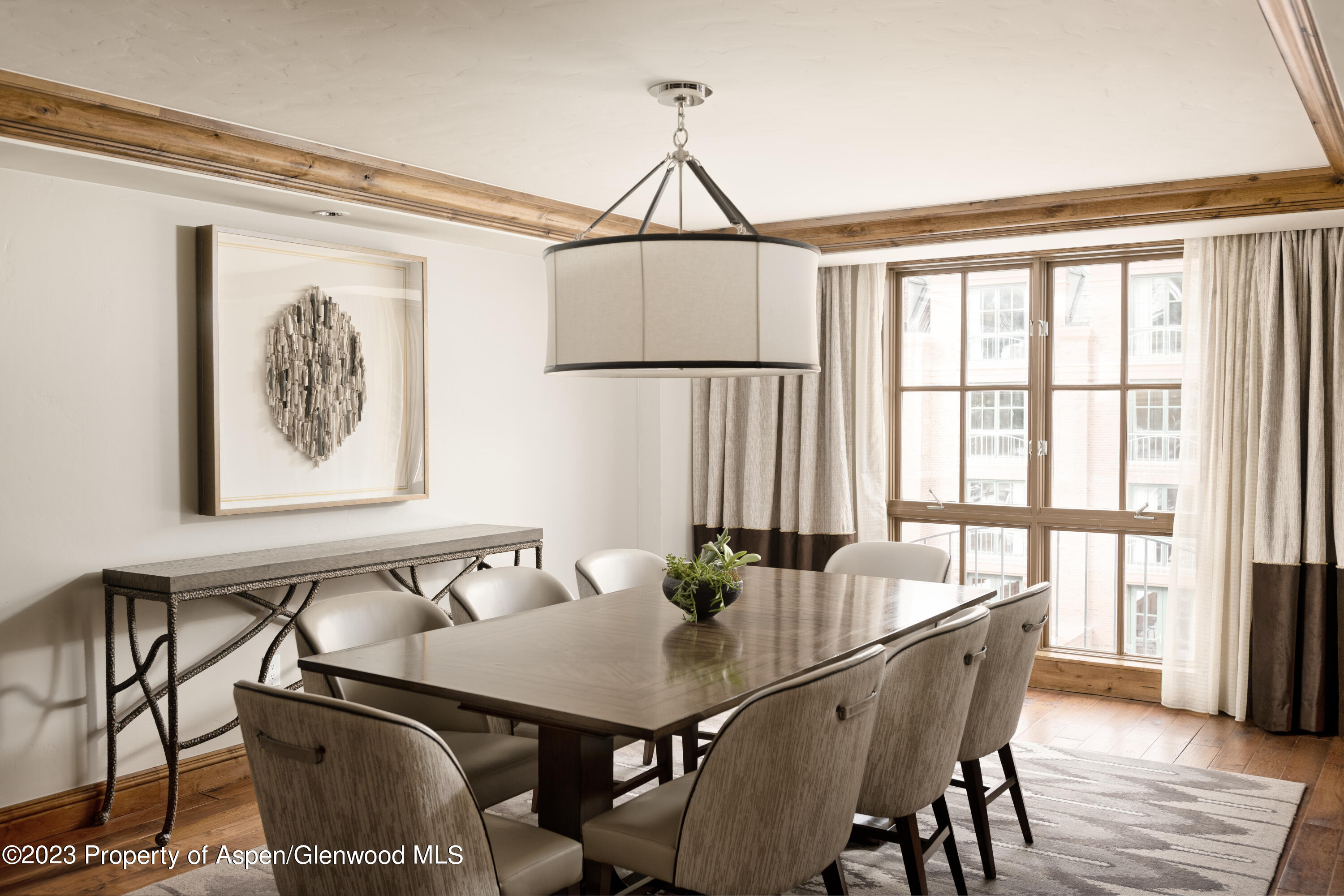 315 E Dean Street, B35