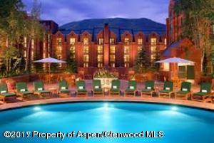 315 E Dean Street, B35