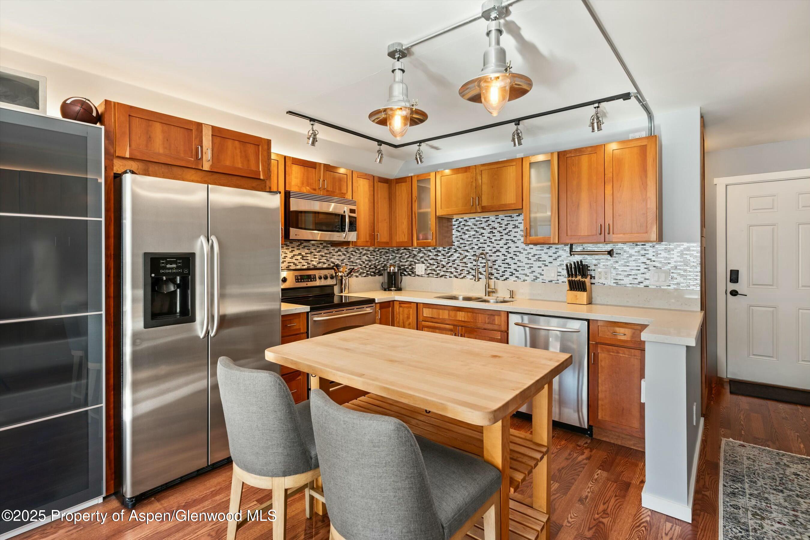 1047 Vine Street, Aspen