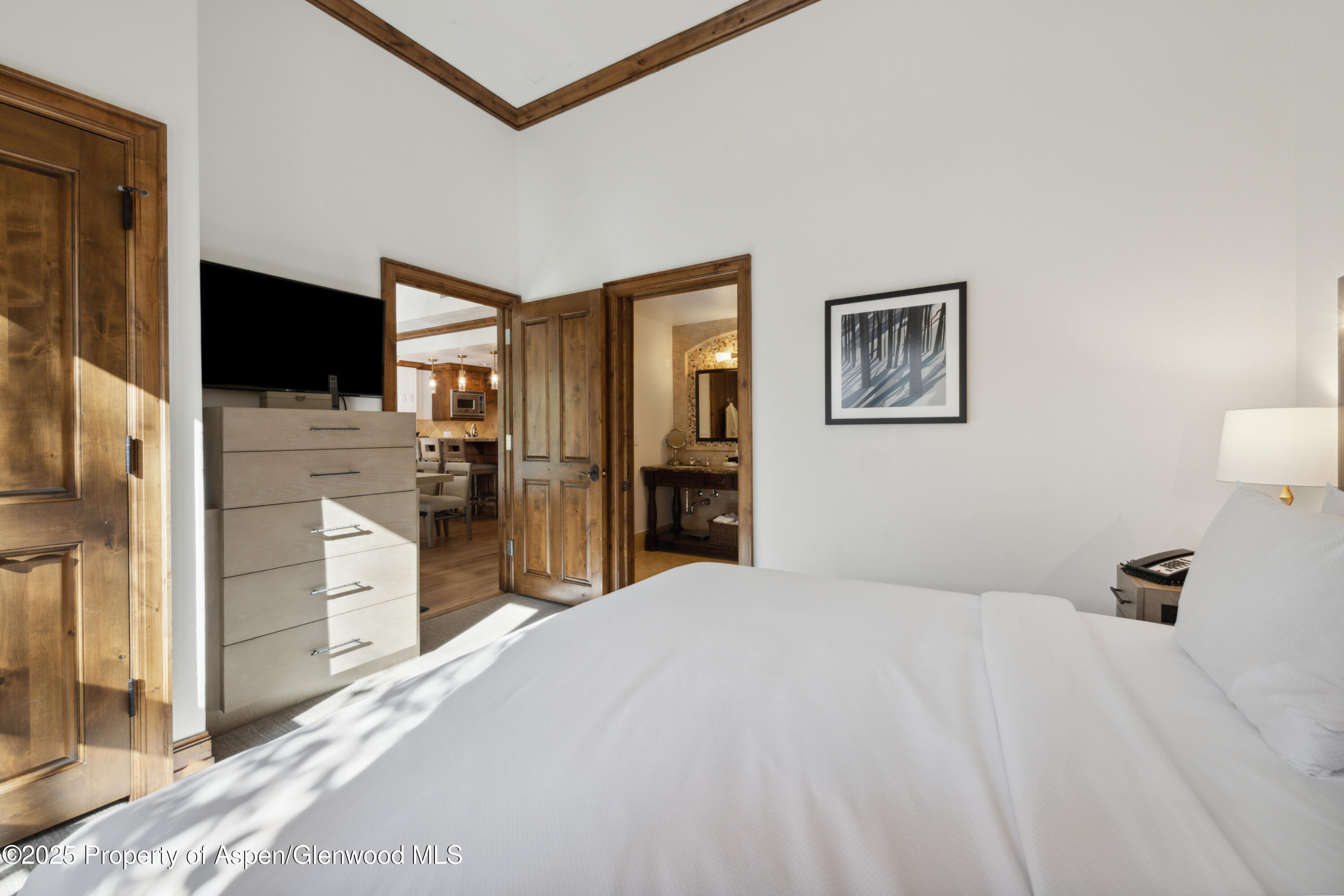 415 E Dean Street Unit 32- wk 6