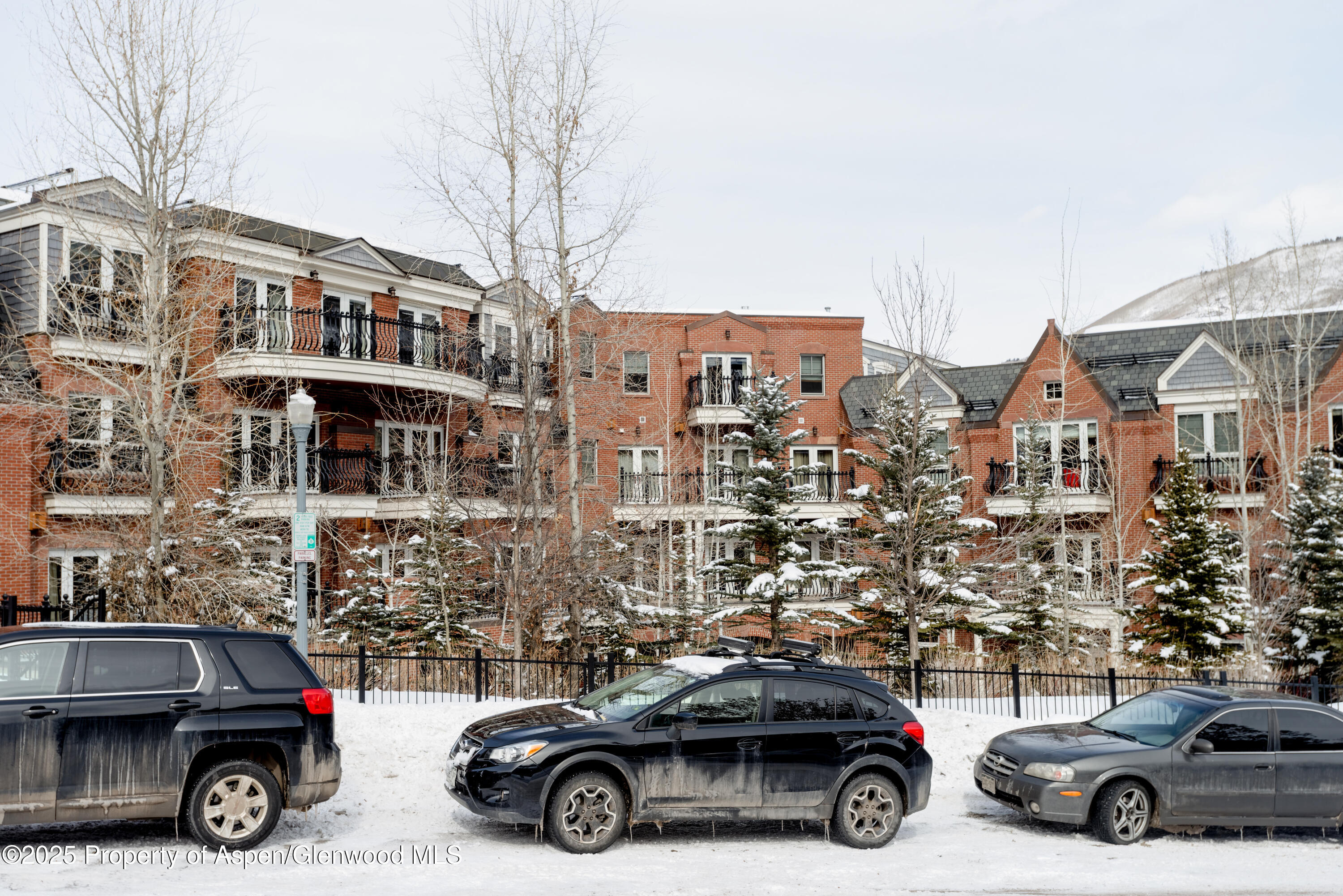 415 E Dean Street Unit 32- wk 6