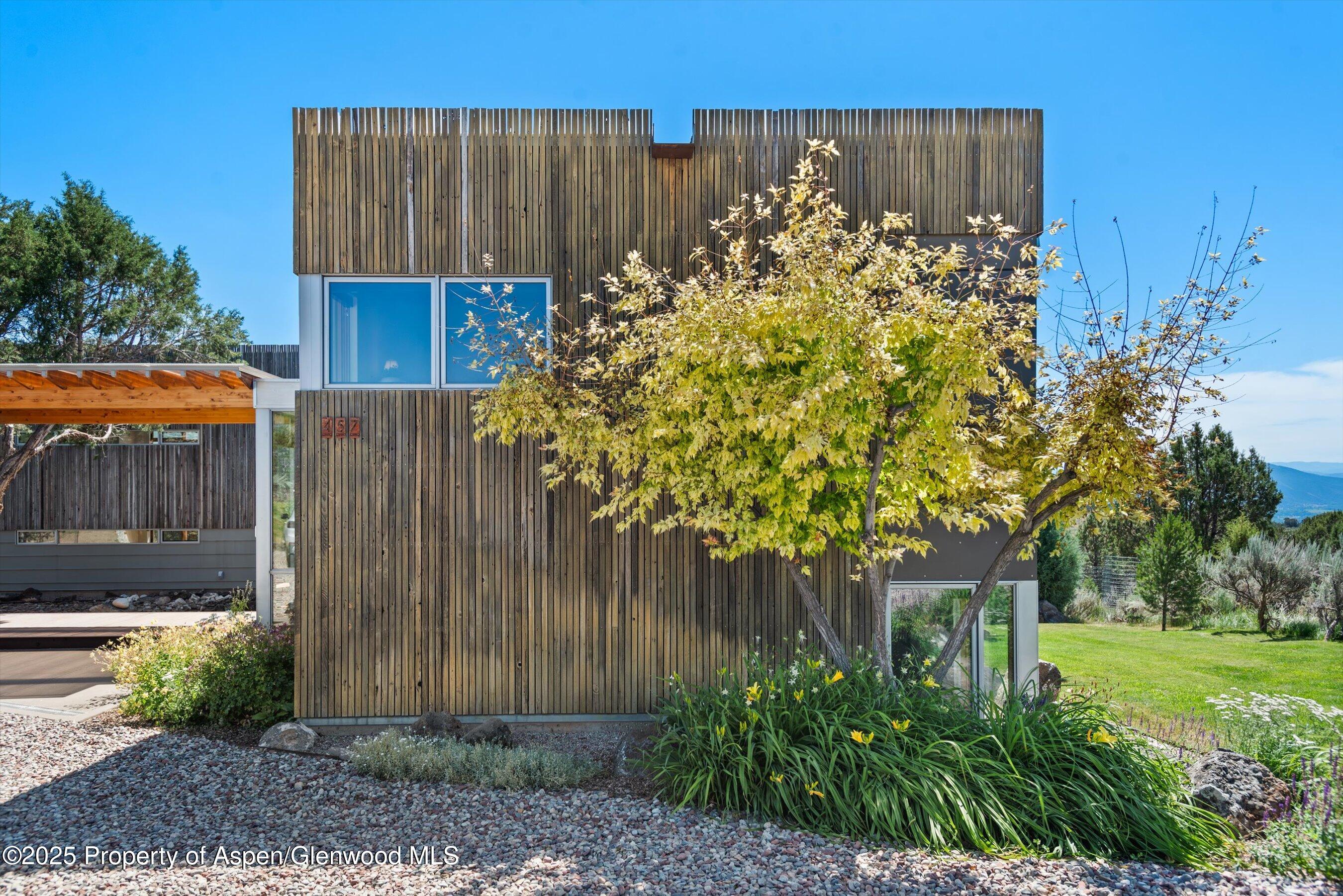457 Schooner Lane