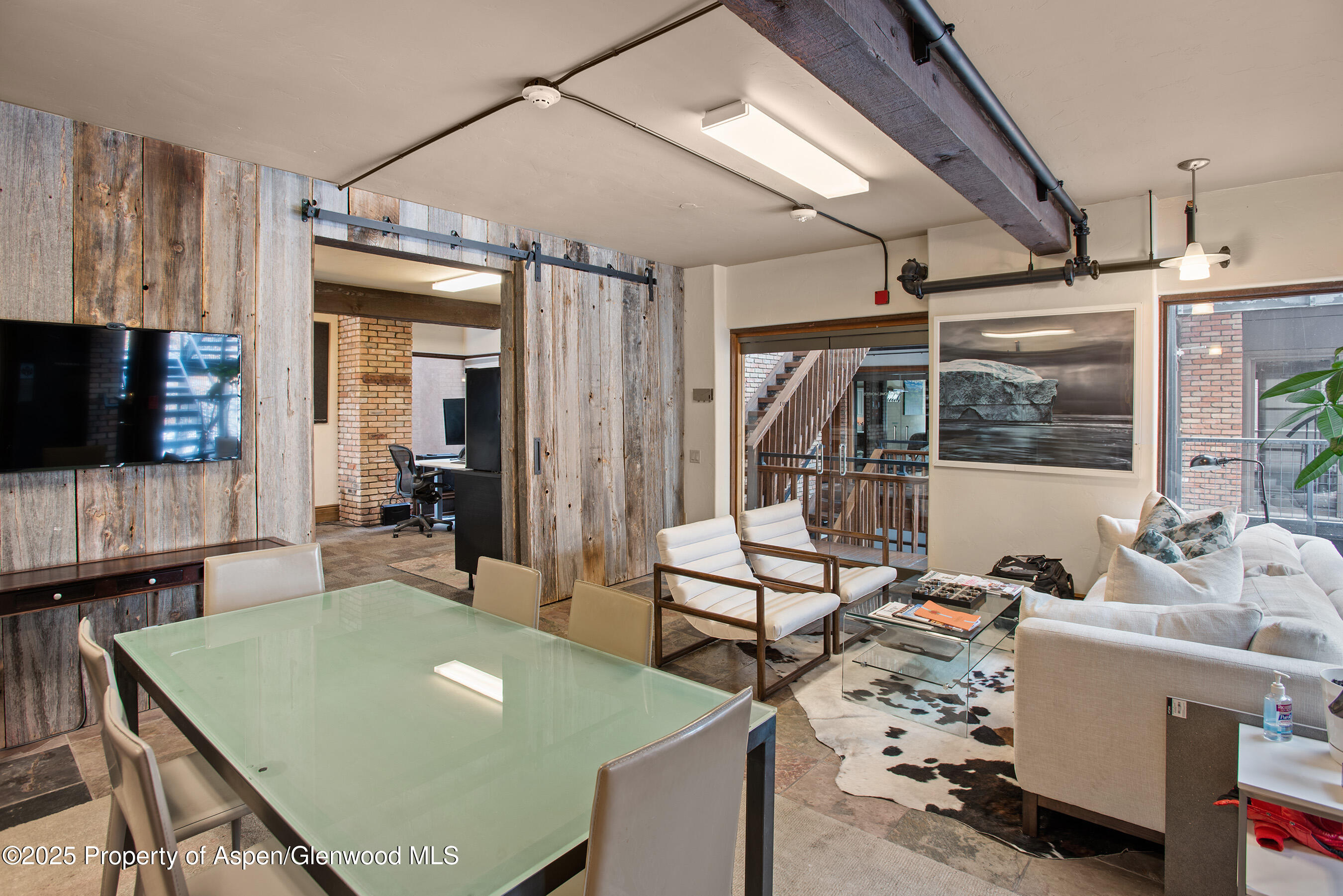 300 S Spring Street #201
